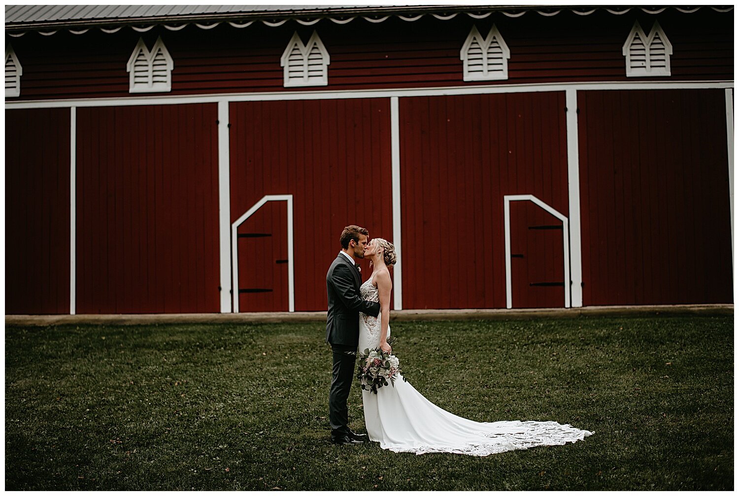 NEPA-Lewisburg-Wedding-Photographer-at-the-Rusty-Rail_0044.jpg