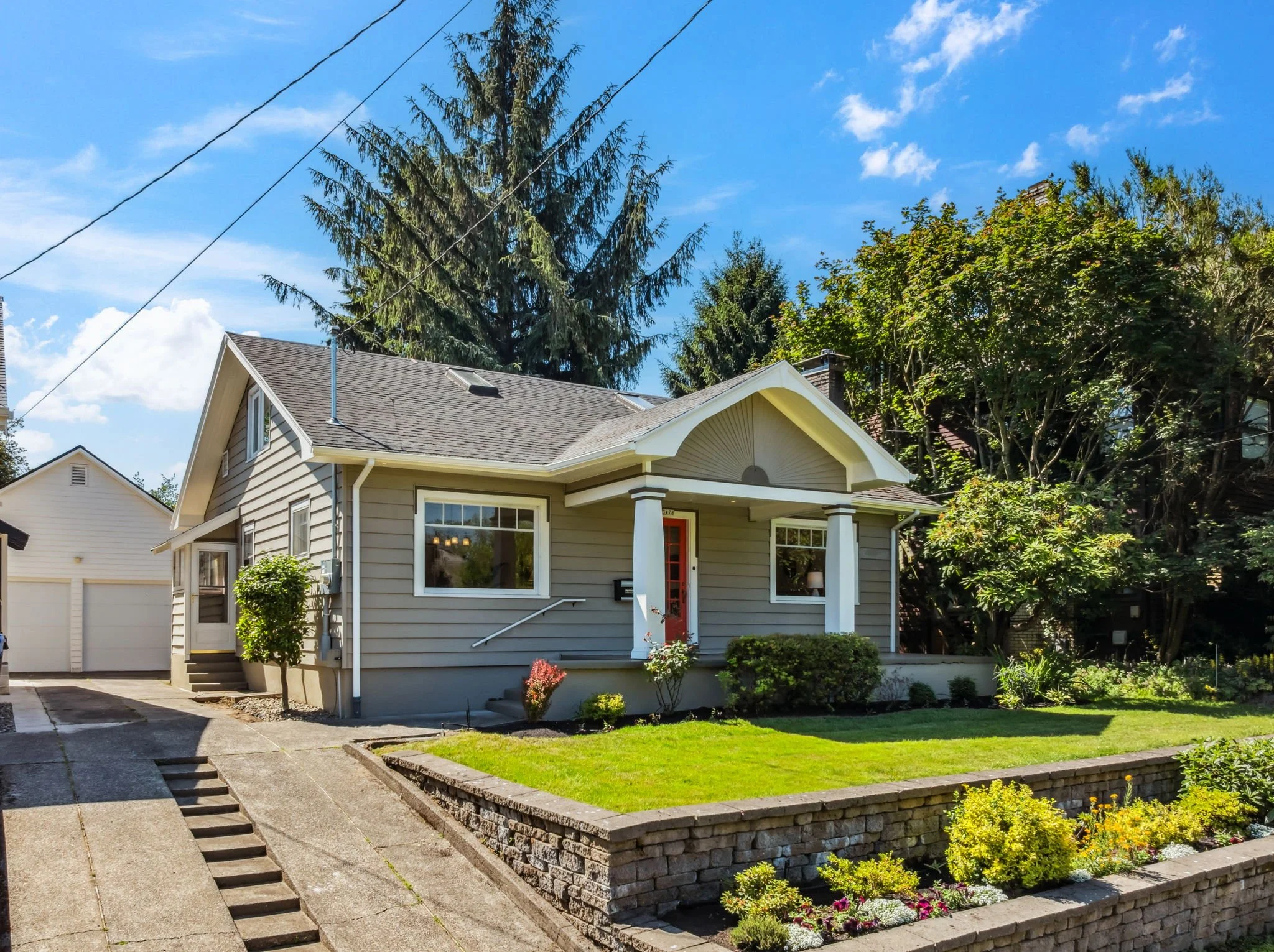 SOLD: Move-in Ready in Laurelhurst