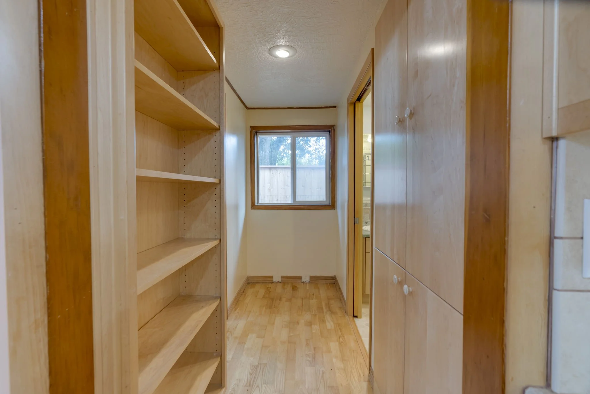 21-web-or-mls-617-ne-120th-ave.jpg