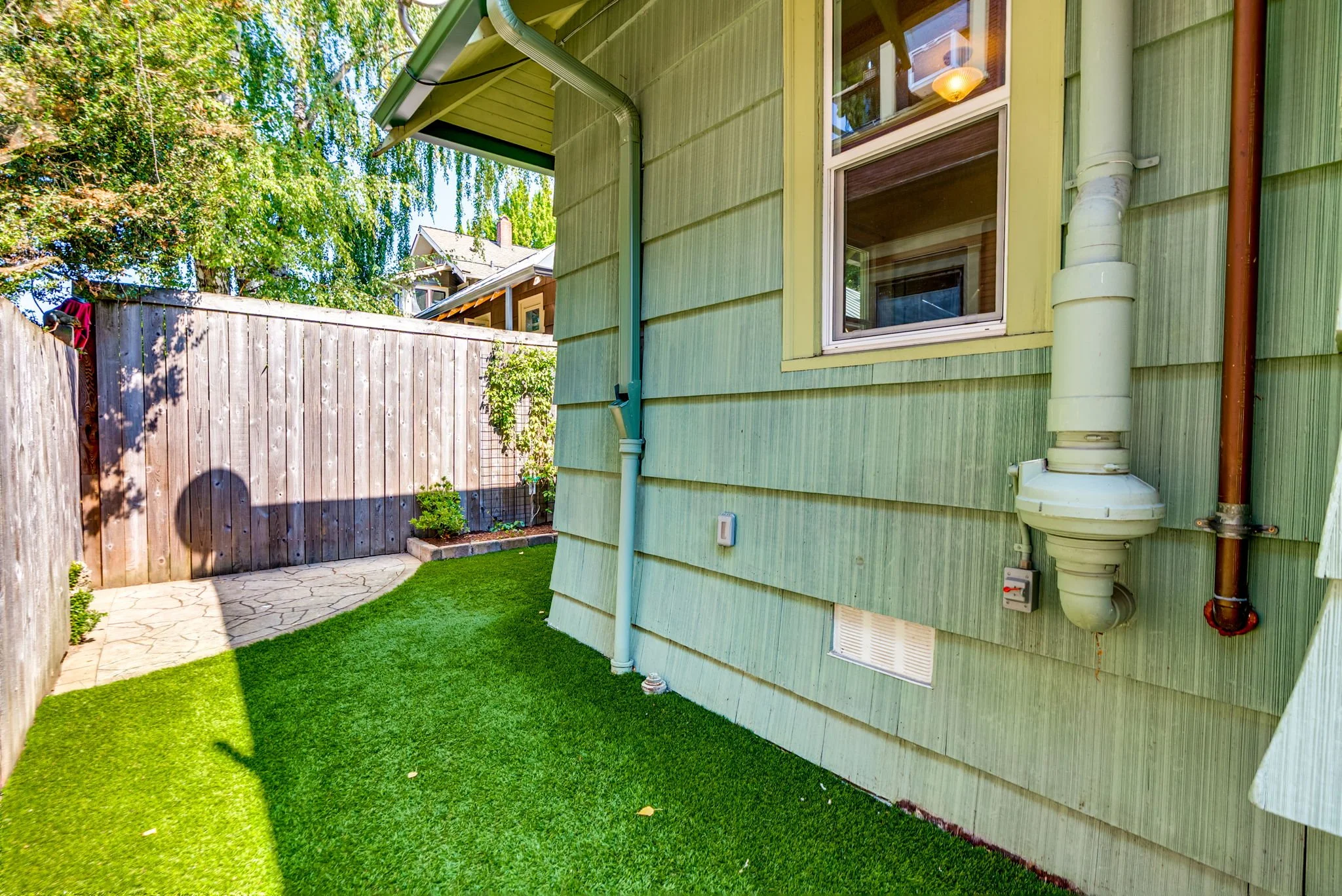 76-web-or-mls-3577-se-woodward-st.jpg