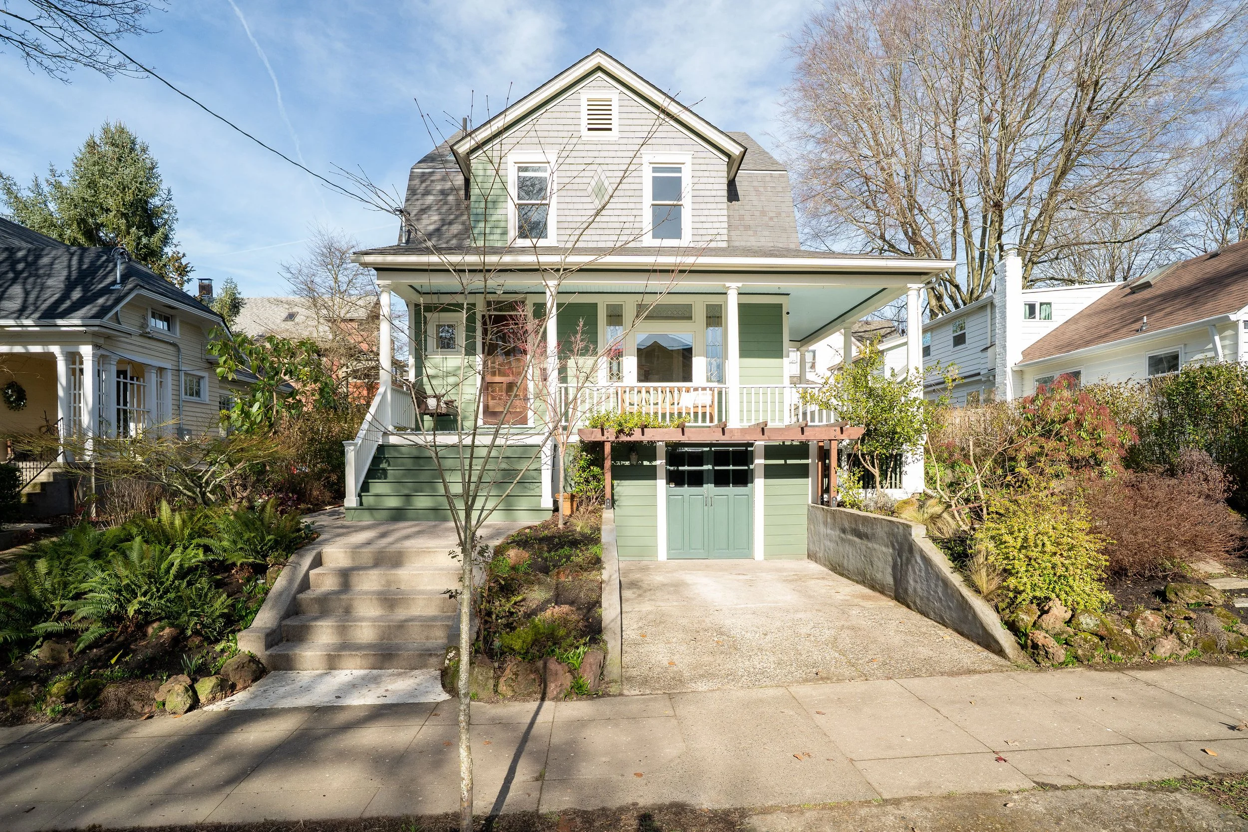 JUST LISTED: Buckman Craftsman