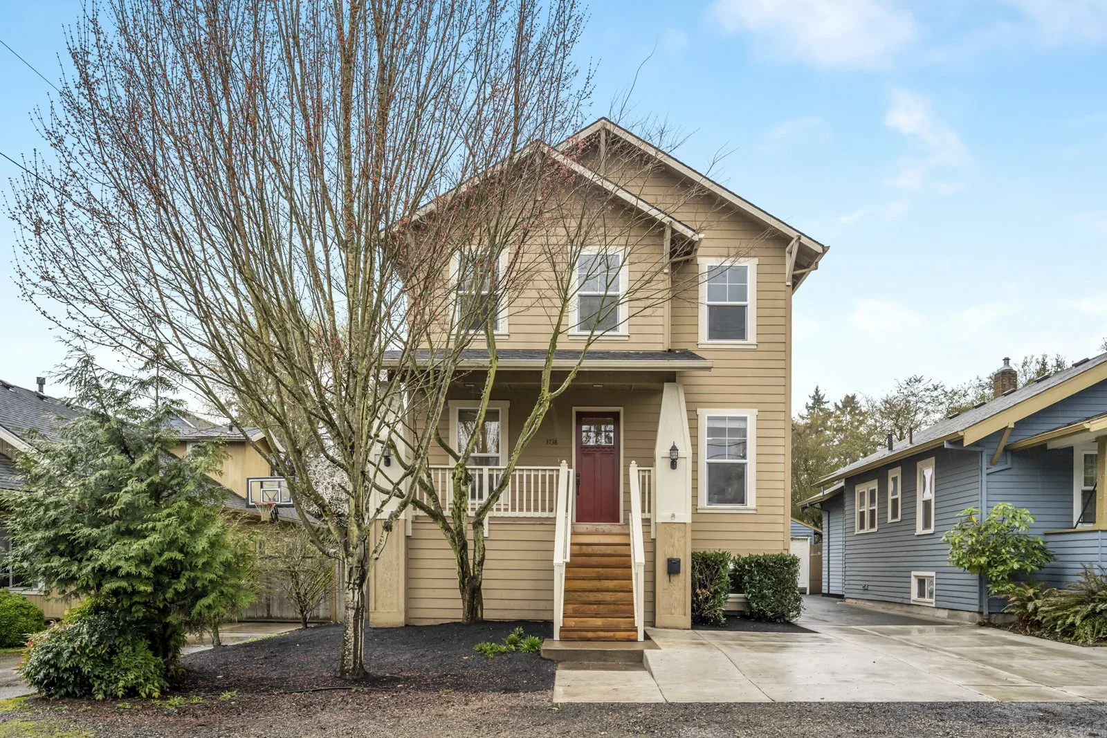 JUST LISTED: Welcoming in Eastmoreland