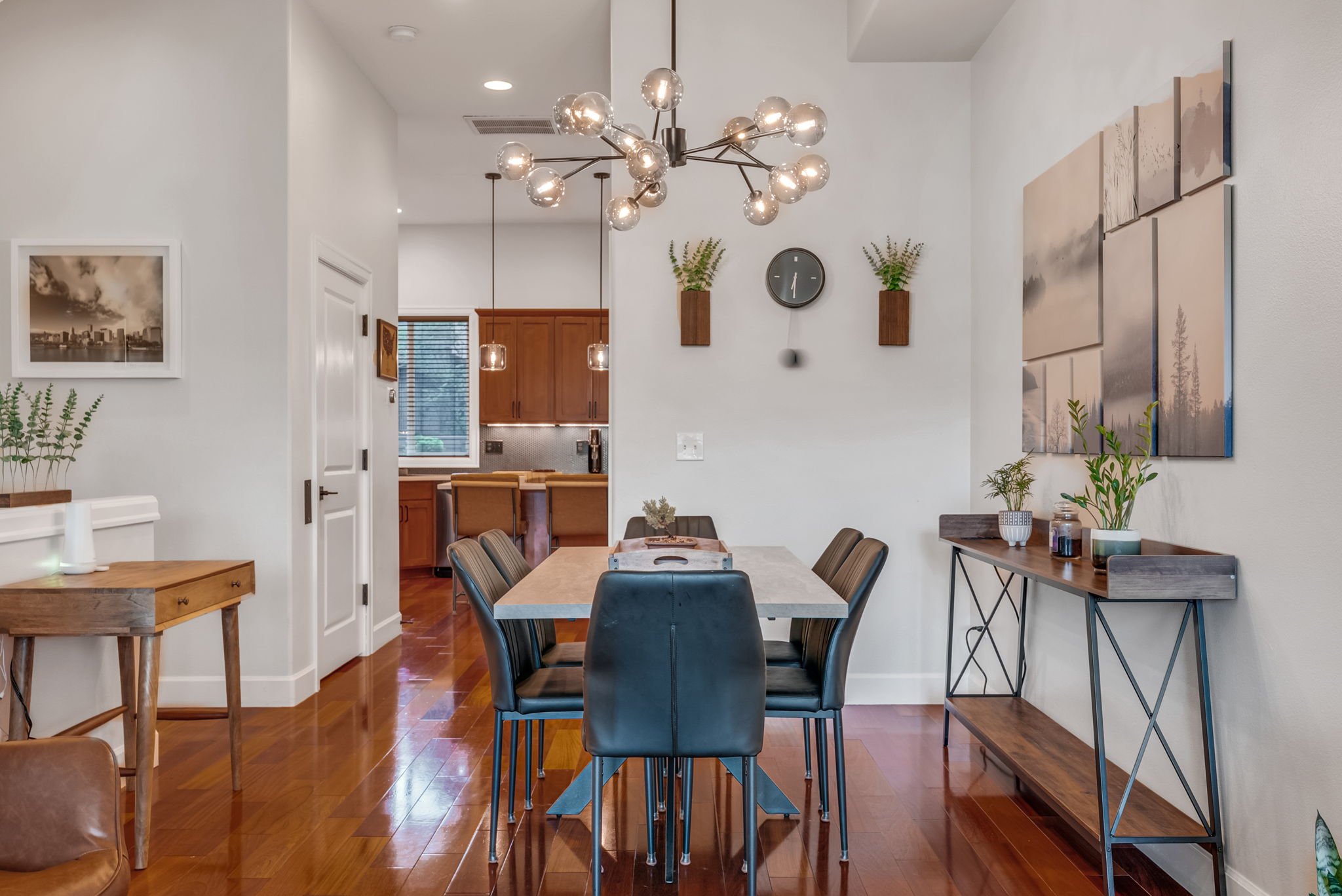 9-web-or-mls-8229-n-edison-st.jpg
