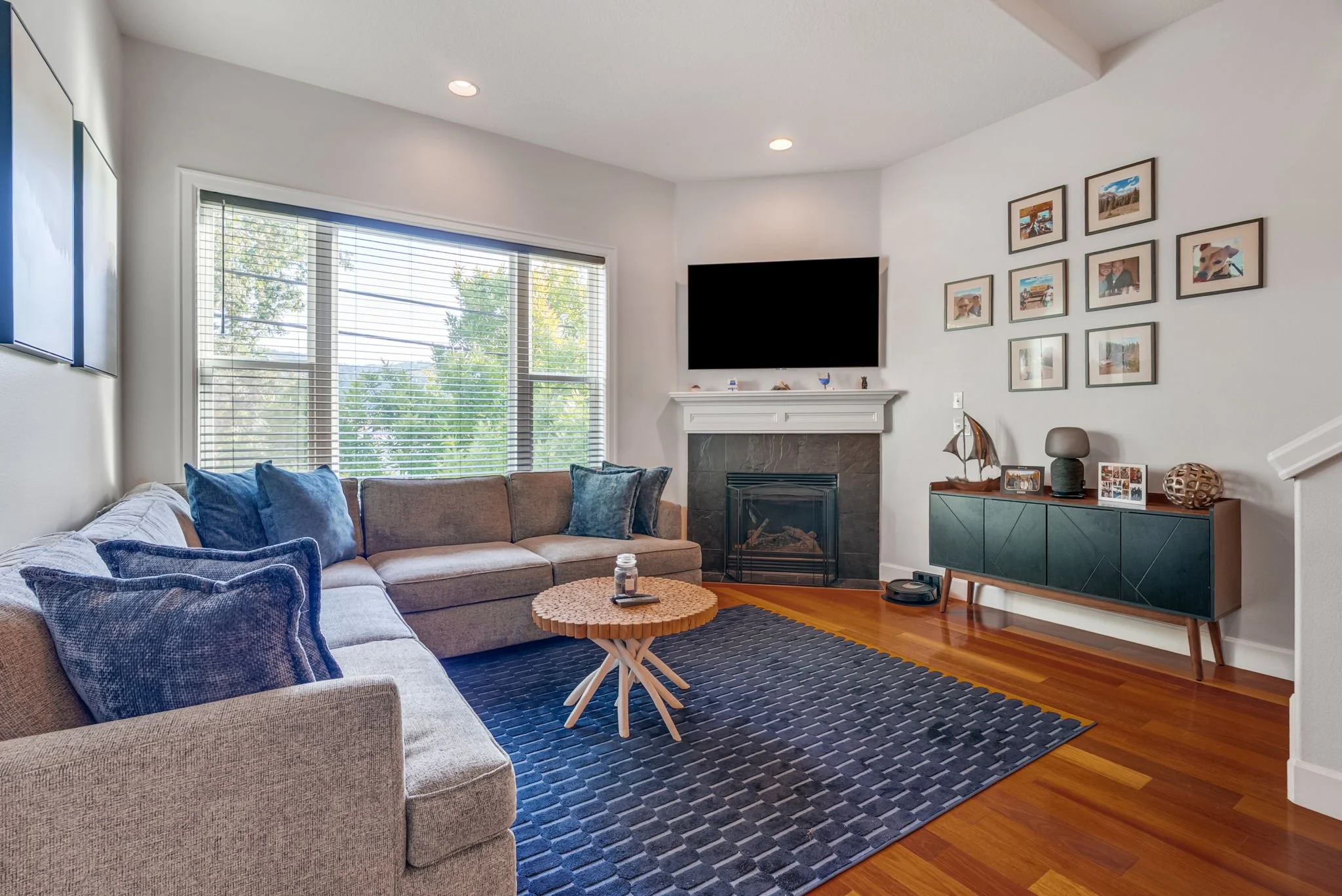 12-web-or-mls-8229-n-edison-st.jpg