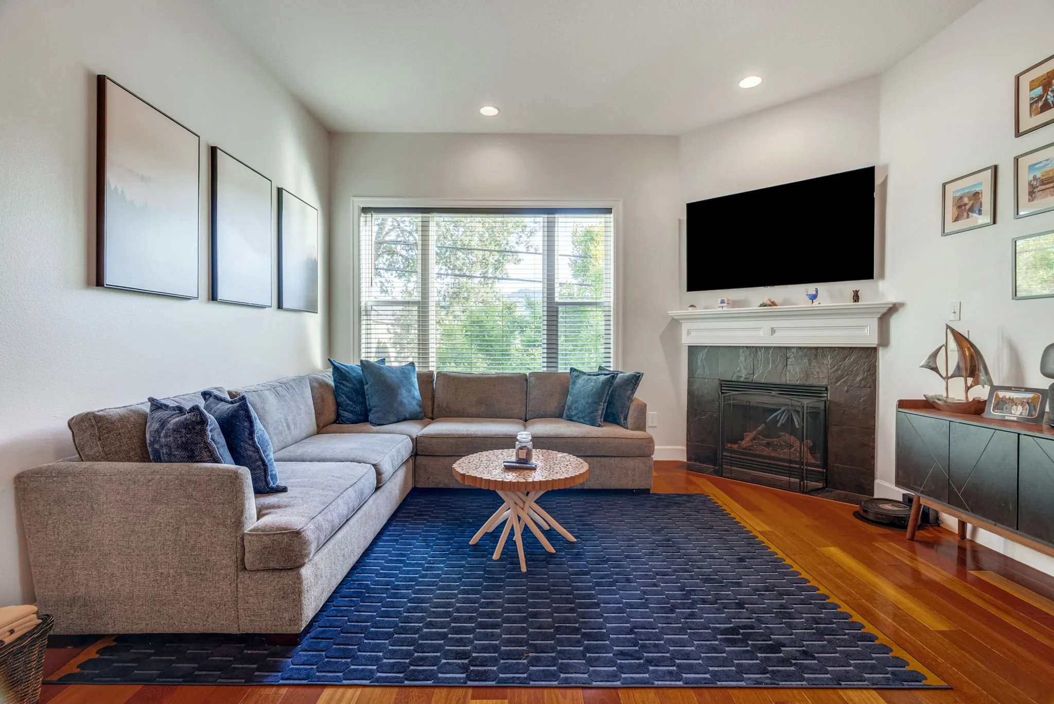 13-web-or-mls-8229-n-edison-st.jpg
