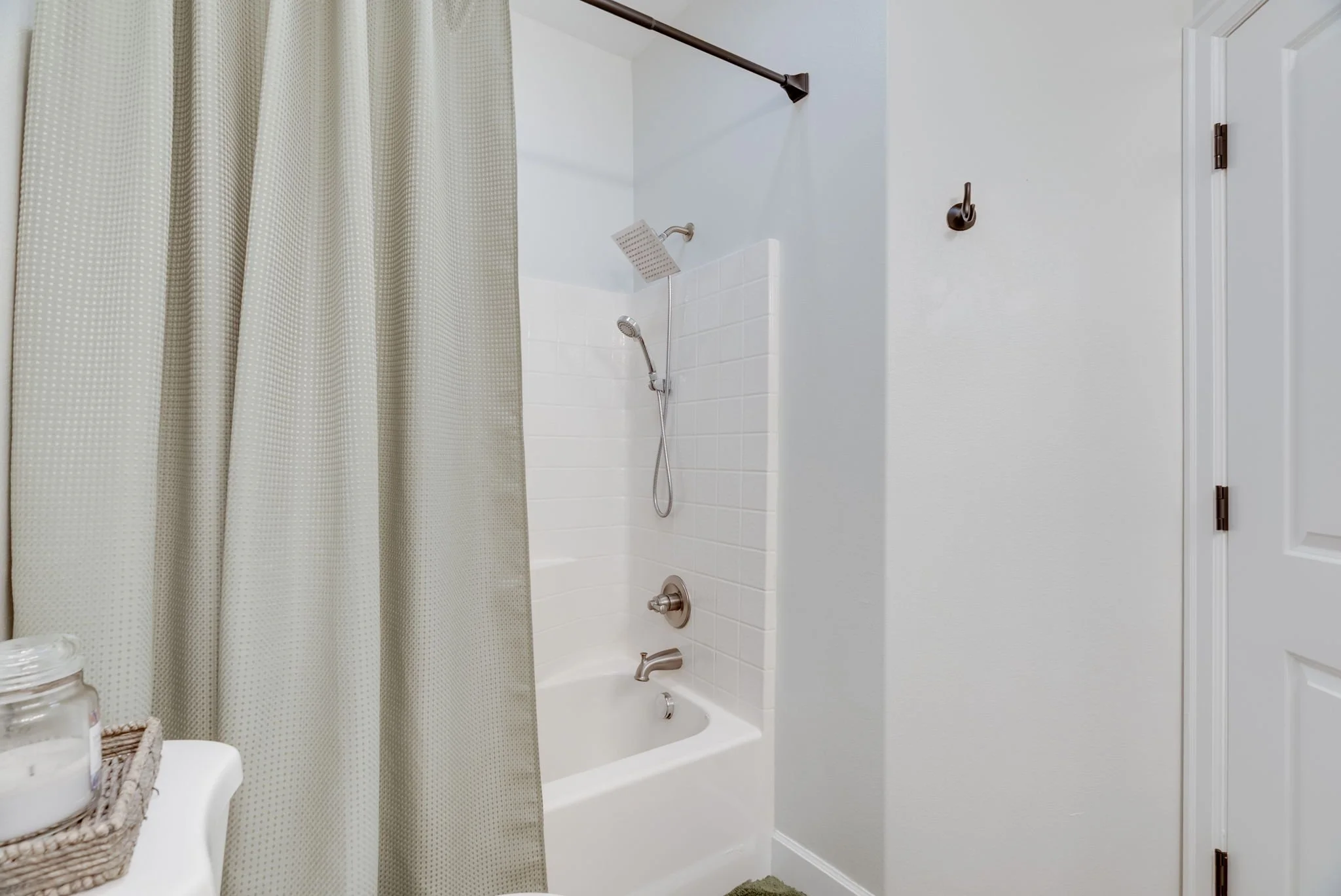 36-web-or-mls-8229-n-edison-st.jpg