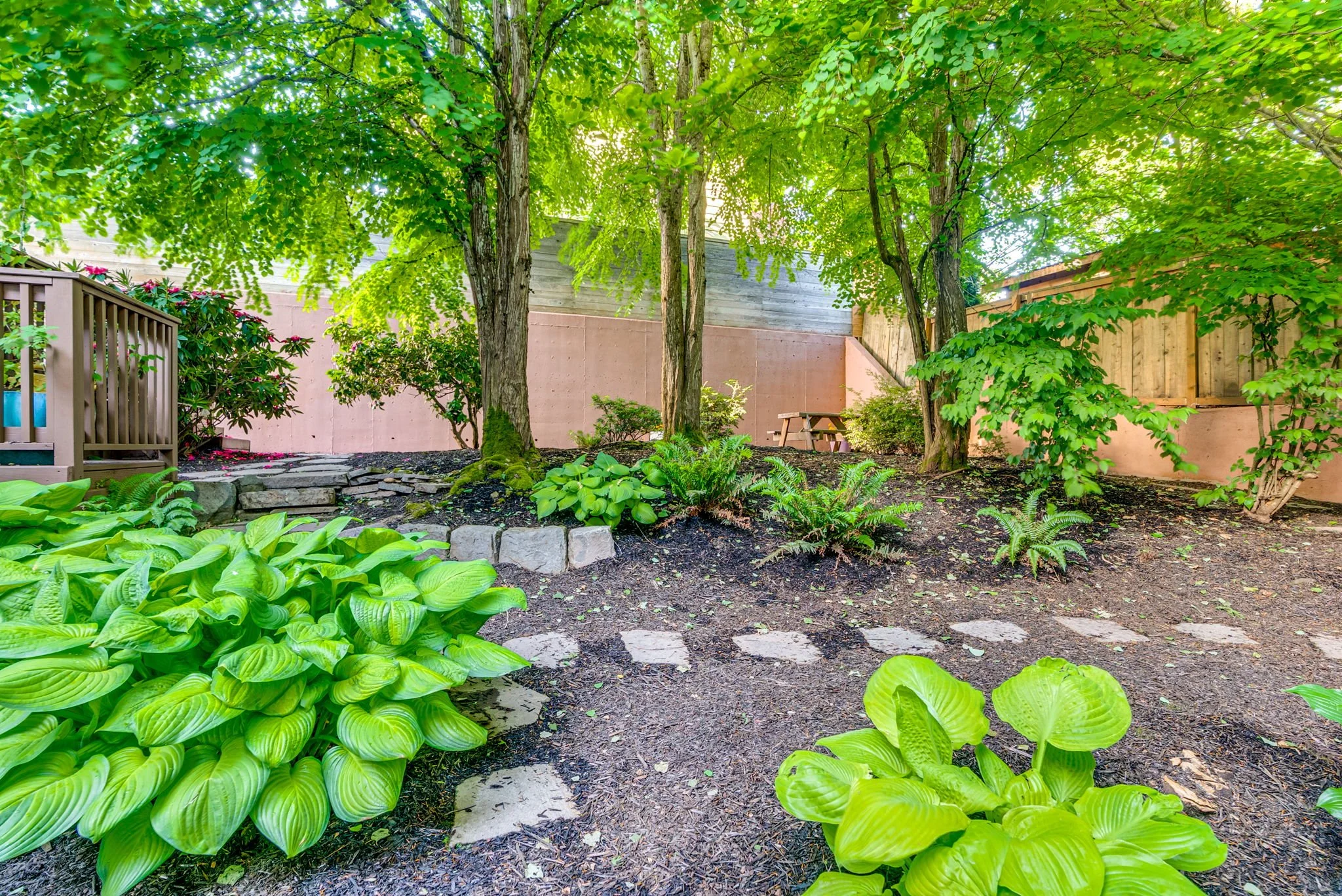 45-web-or-mls-8229-n-edison-st.jpg