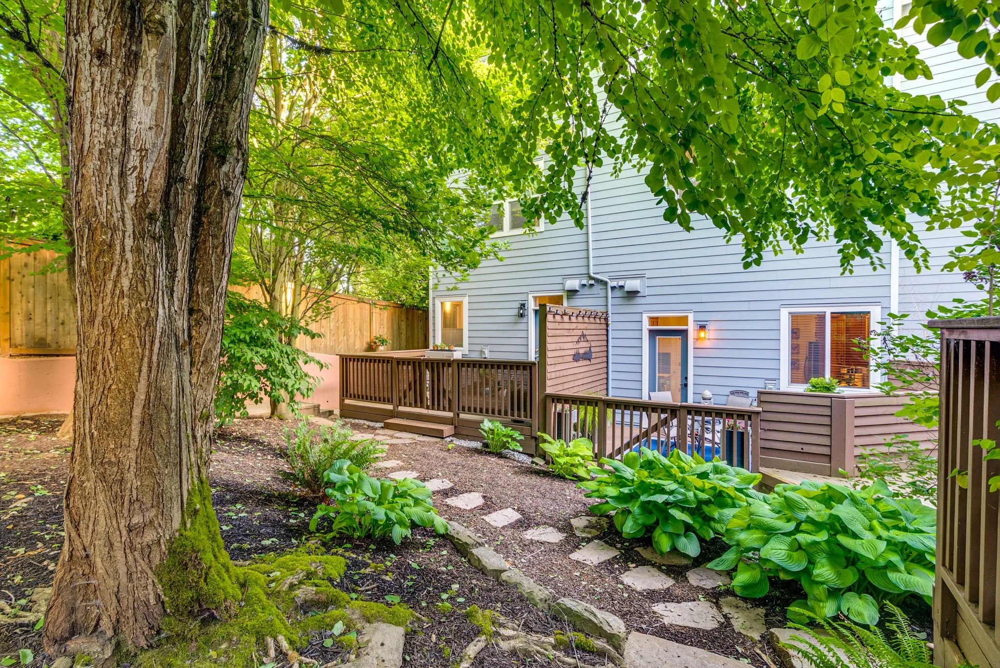 46-web-or-mls-8229-n-edison-st.jpg