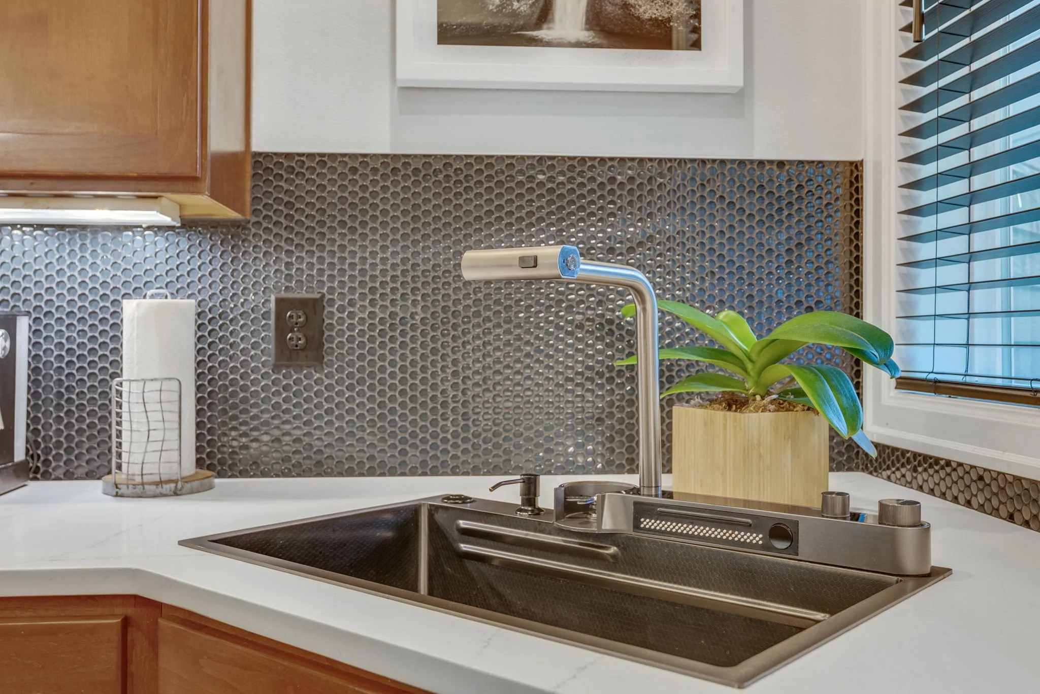 71-web-or-mls-8229-n-edison-st.jpg