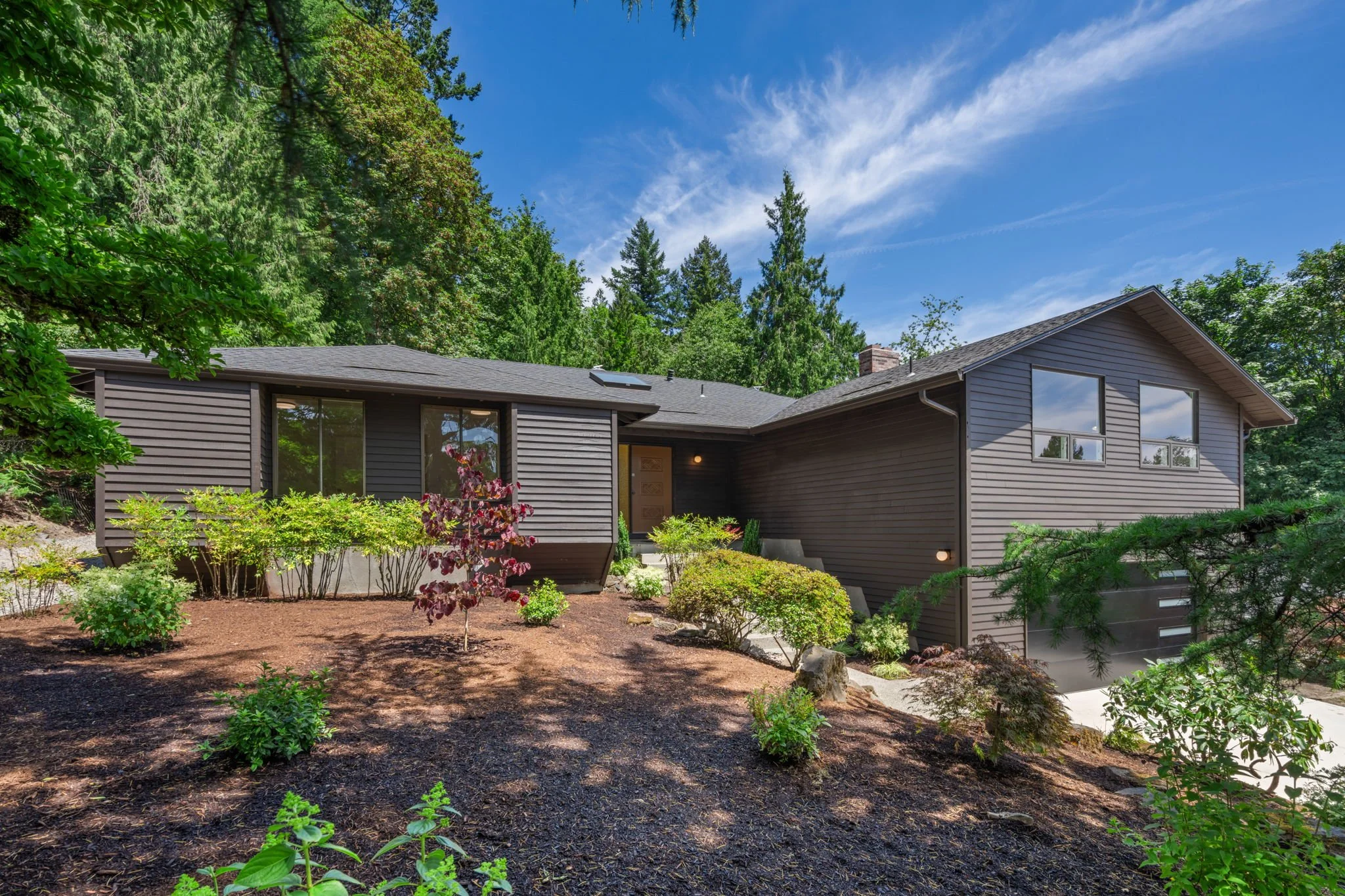 PENDING: Raleigh Hills Mid-Century