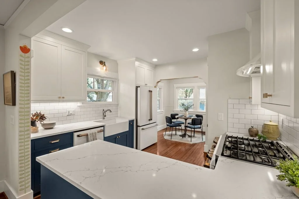 Kitchen2.jpeg
