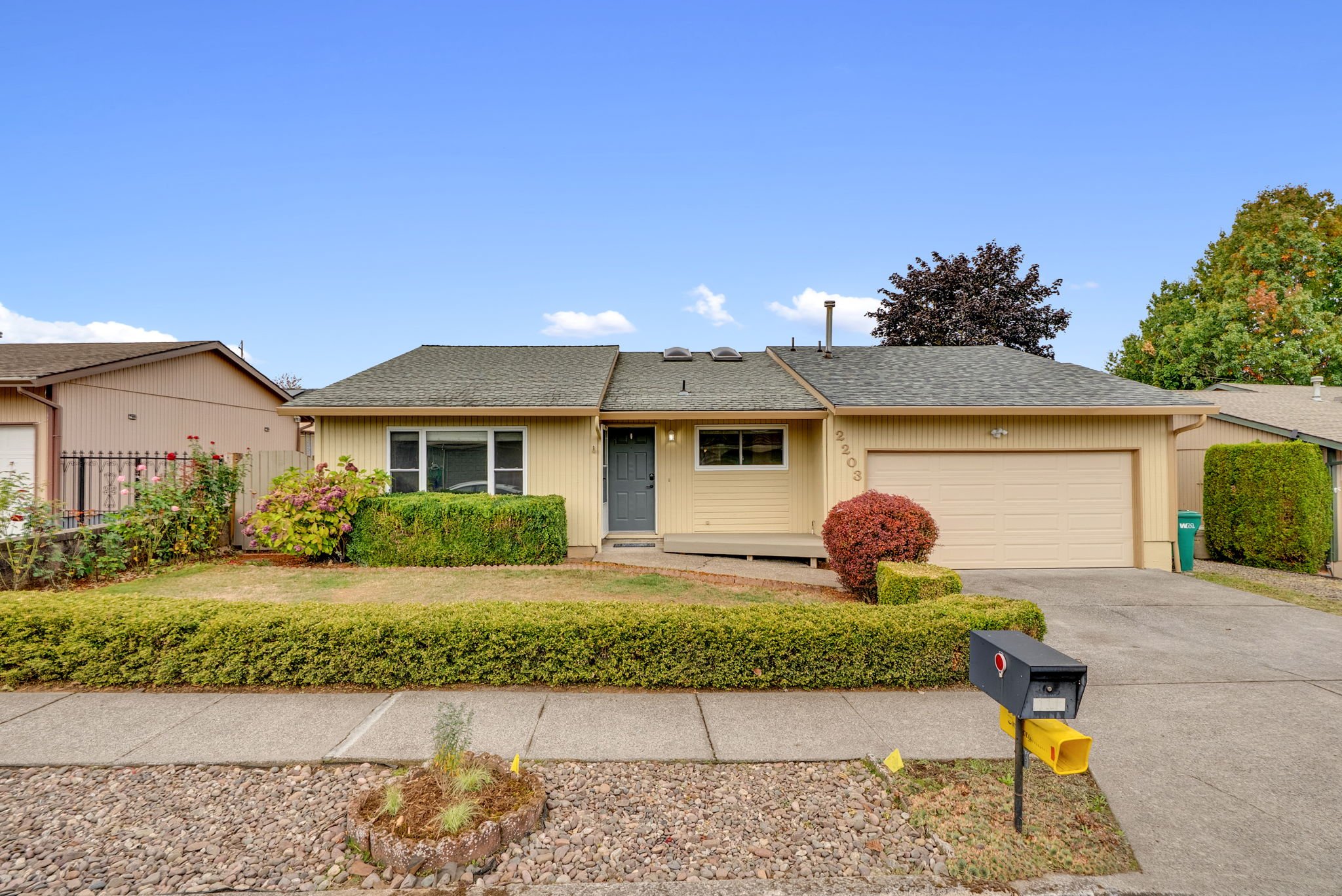2-web-or-mls-2203-sw-larsson-ave.jpg