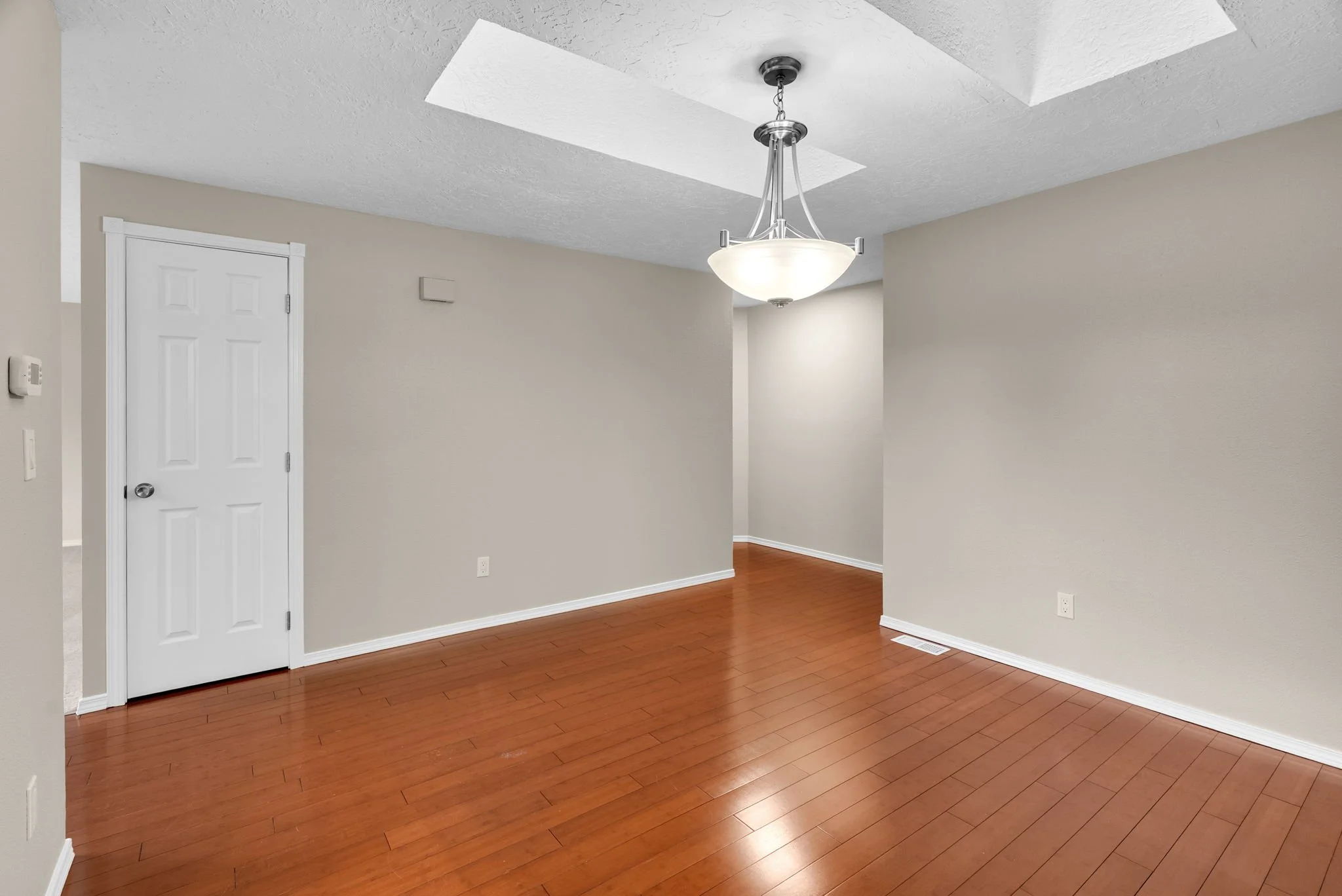 11-web-or-mls-2203-sw-larsson-ave.jpg