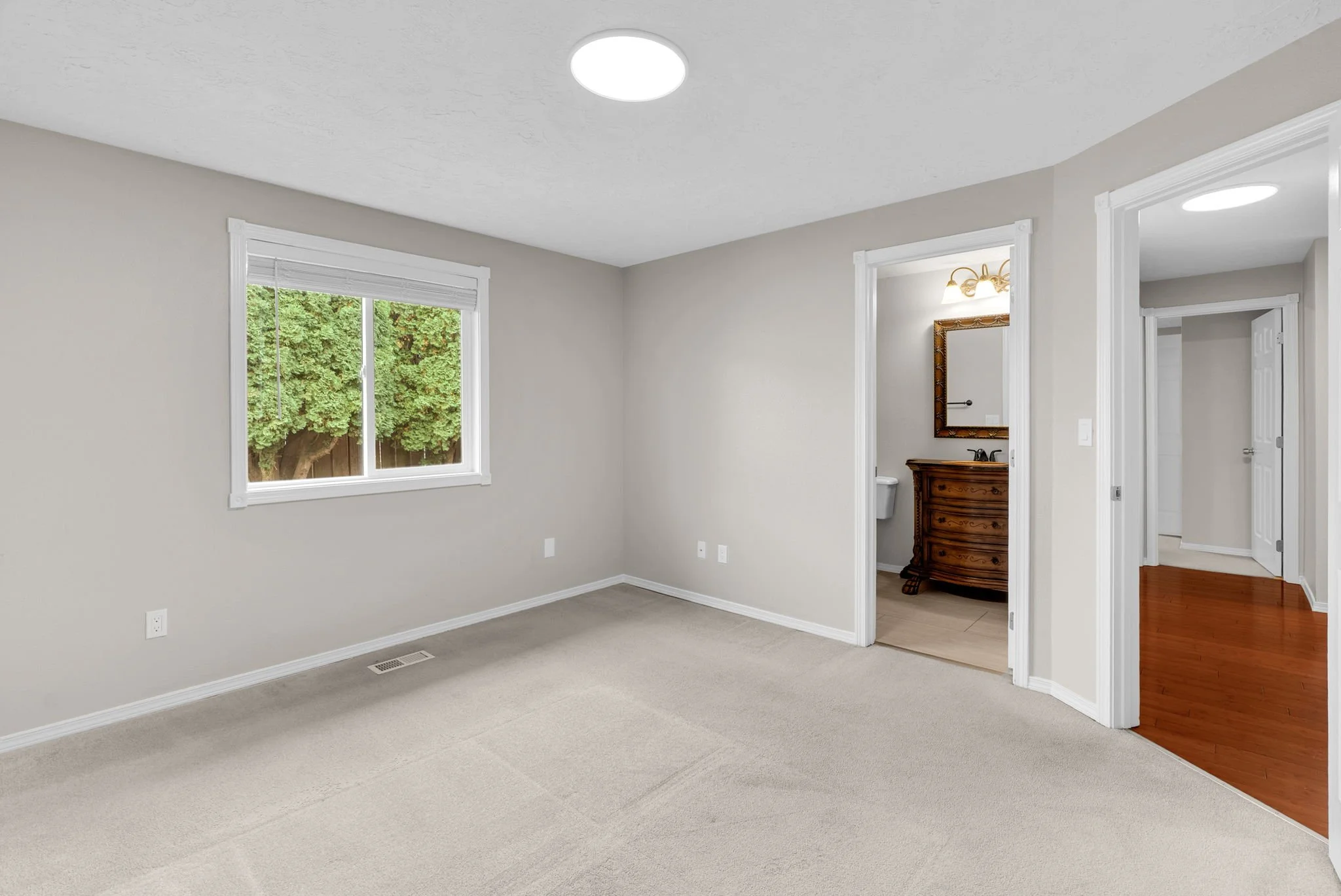 27-web-or-mls-2203-sw-larsson-ave.jpg
