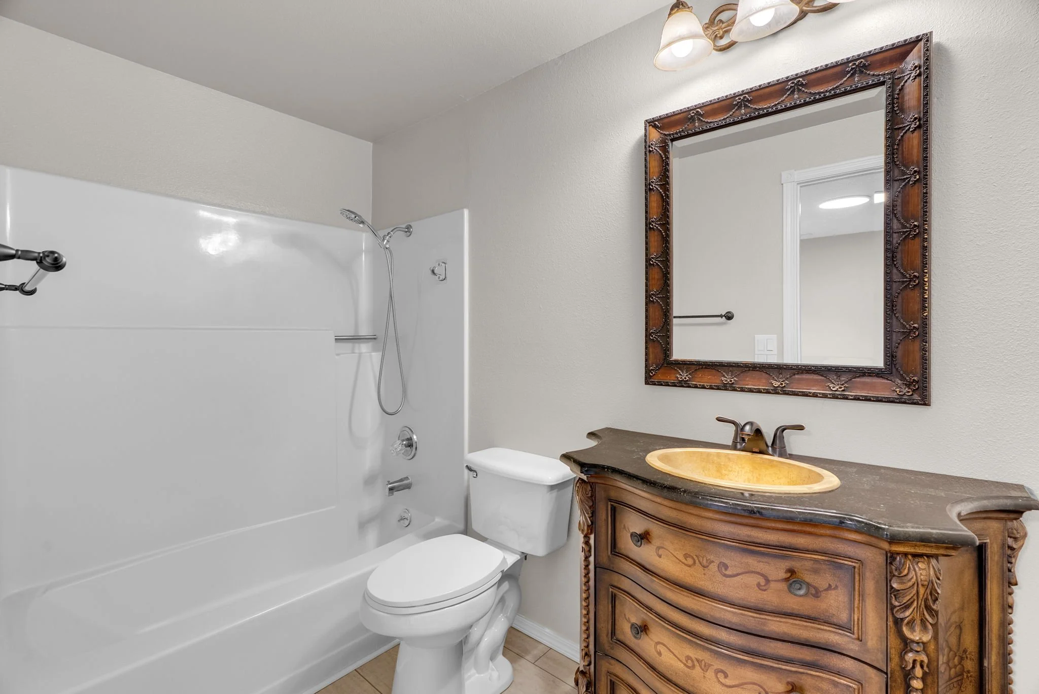 29-web-or-mls-2203-sw-larsson-ave.jpg