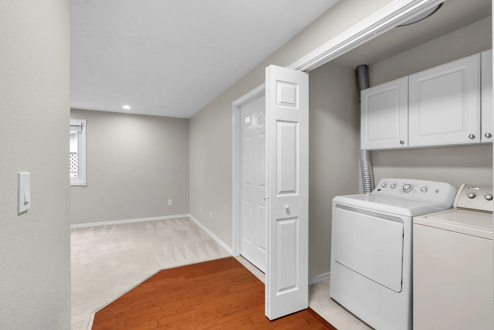 37-web-or-mls-2203-sw-larsson-ave.jpg
