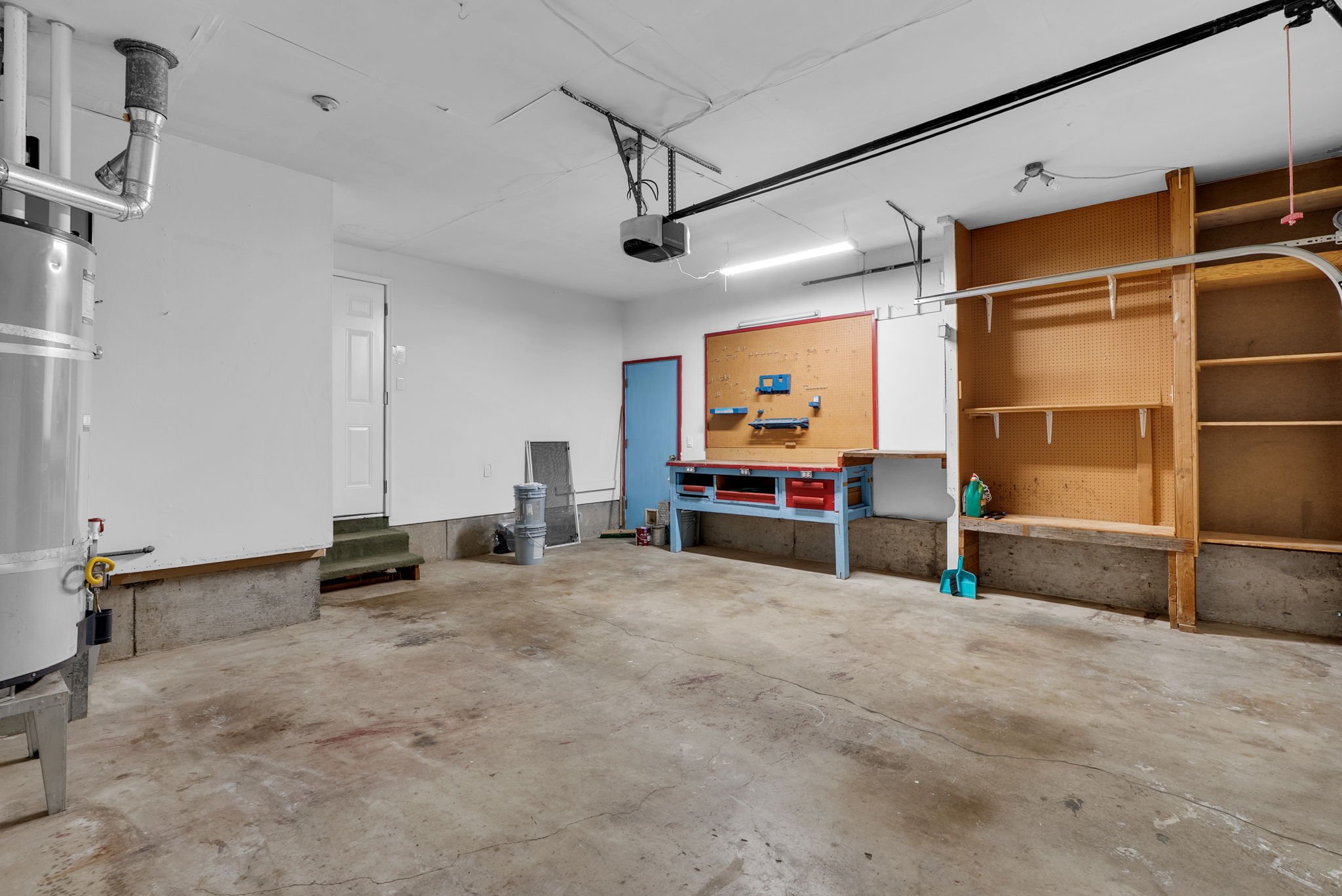 41-web-or-mls-2203-sw-larsson-ave.jpg