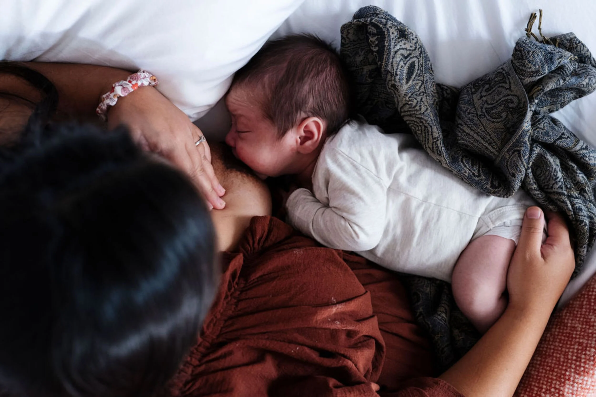 How you can support normal breastfeeding, even if you don’t have medical training