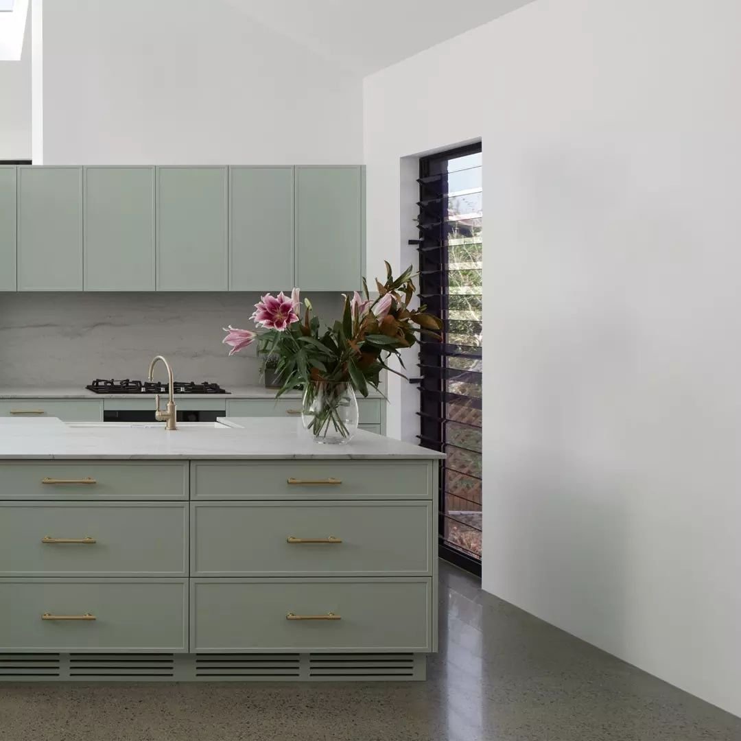 Inside our Hamilton project. A light-filled, spacious kitchen that respects the heritage while embracing contemporary living.

#GoodwinAndVaughan #NewcastleConstruction #NewcastleHomes #NewcastleRenovations @JLM_interiors @nadinwestjoinery
