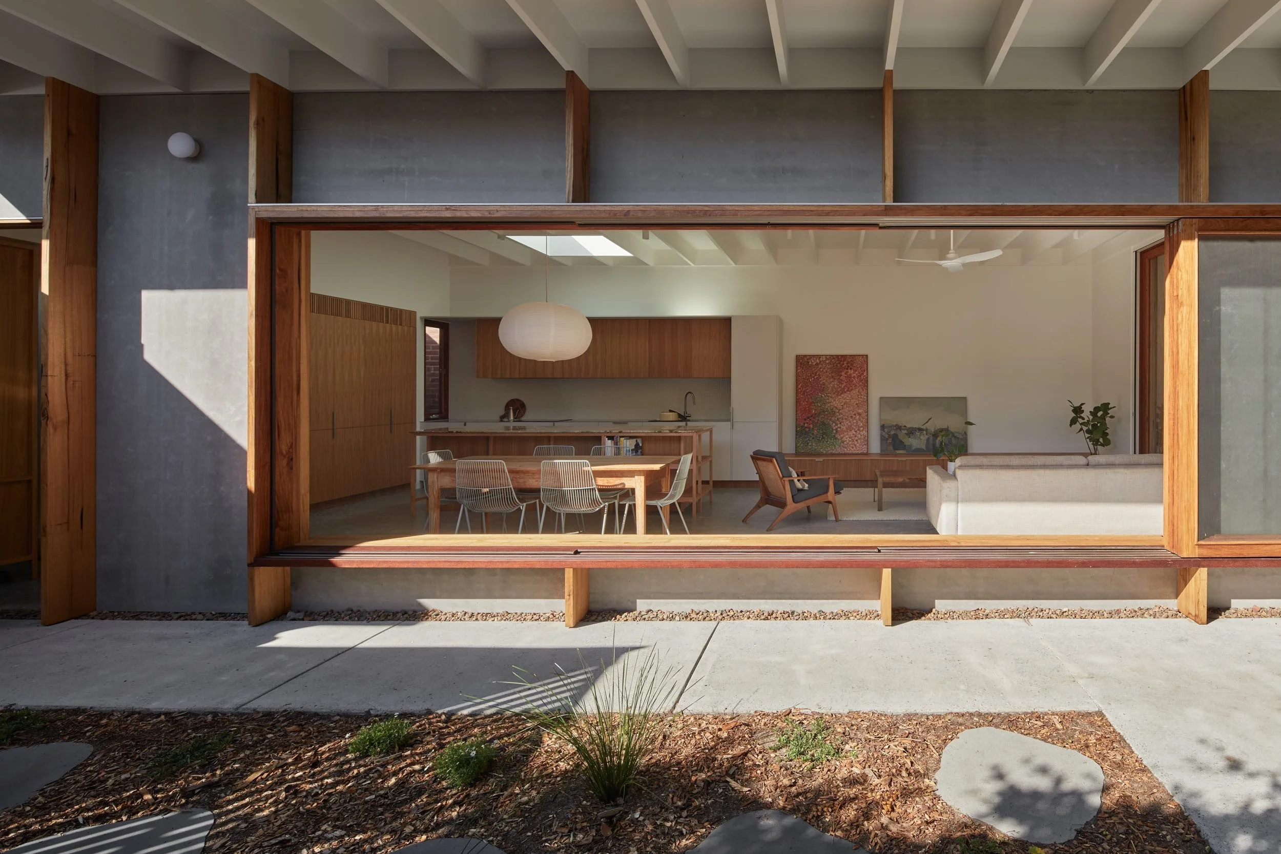 Elcho extension opening to the garden, Newcastle