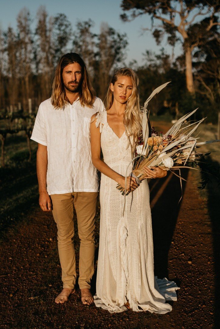 THE+BAREFOOT+PHOTOGRAPHER+STYLED+SHOOT++TO+THE+AISLE+AUSTRALIA+FEATURE+(17).jpg