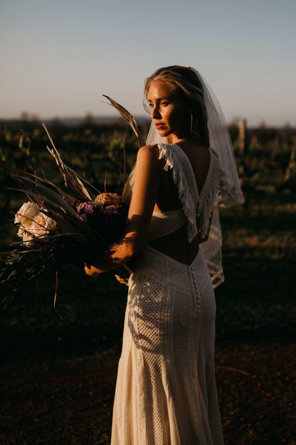 THE+BAREFOOT+PHOTOGRAPHER+STYLED+SHOOT++TO+THE+AISLE+AUSTRALIA+FEATURE+(35).jpg