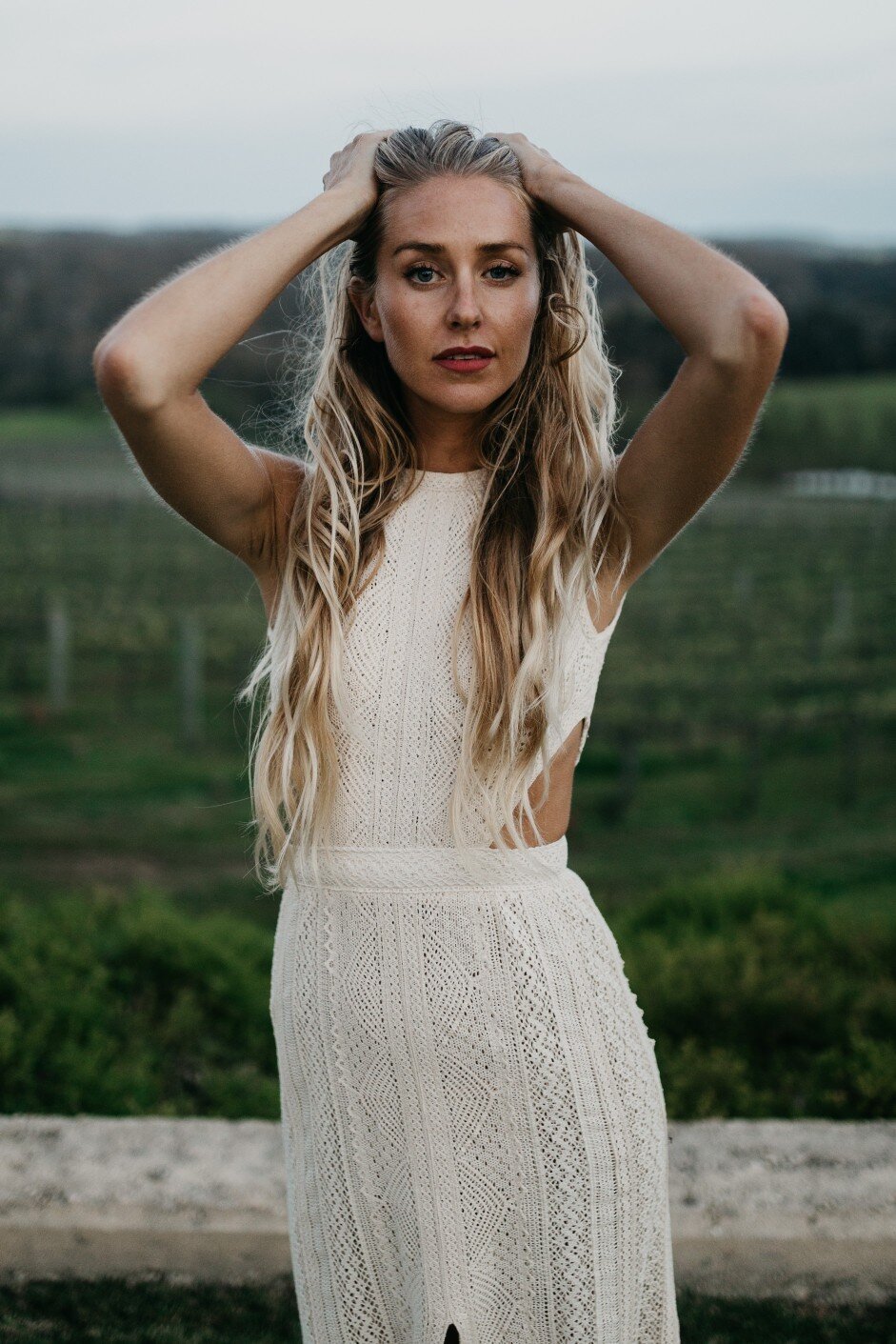 THE+BAREFOOT+PHOTOGRAPHER+STYLED+SHOOT++TO+THE+AISLE+AUSTRALIA+FEATURE+(67).jpg