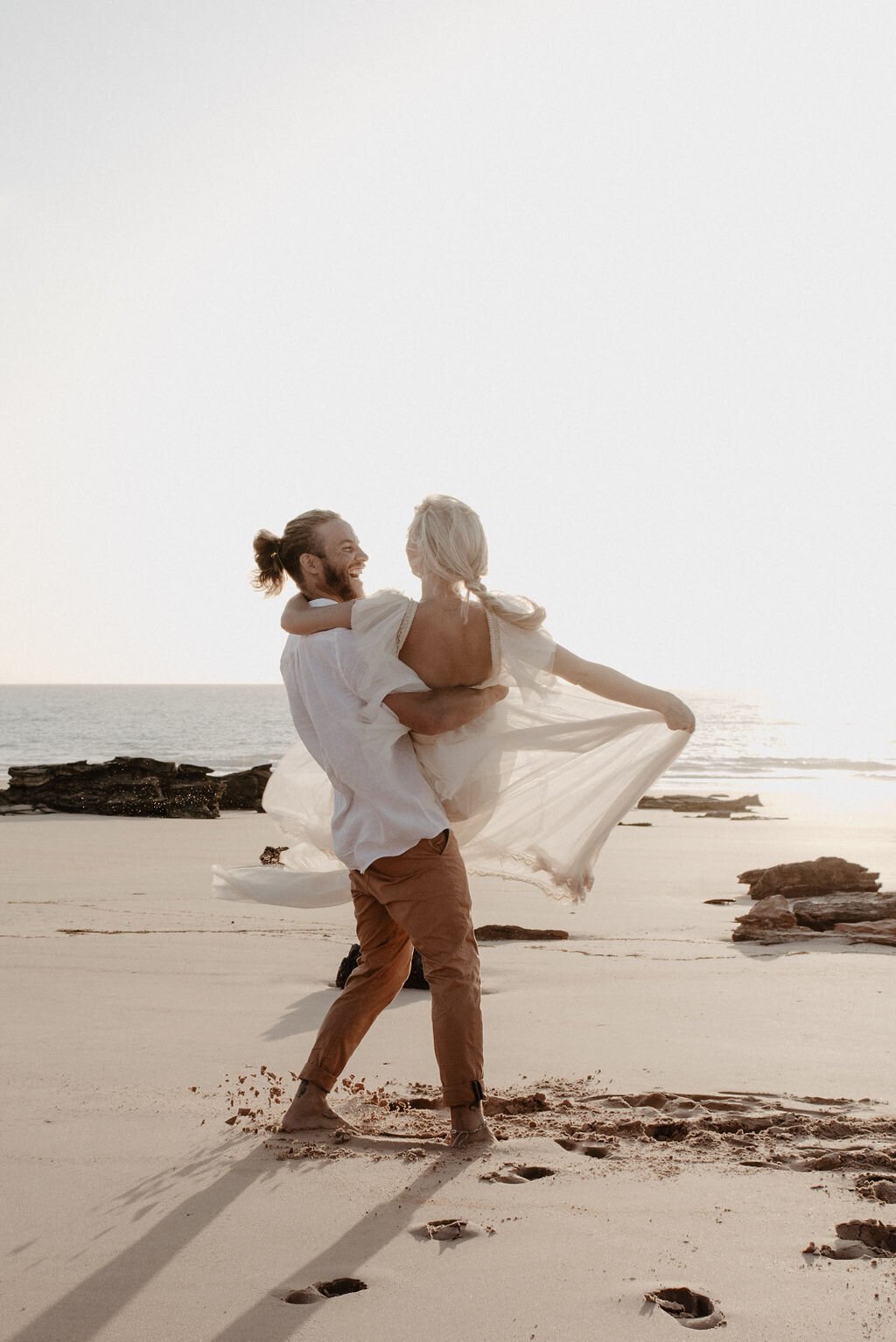 broome+couple+shoot+taylor+and+co+photography+zolotas+australia+bridal+gowns+(35)-1.jpg