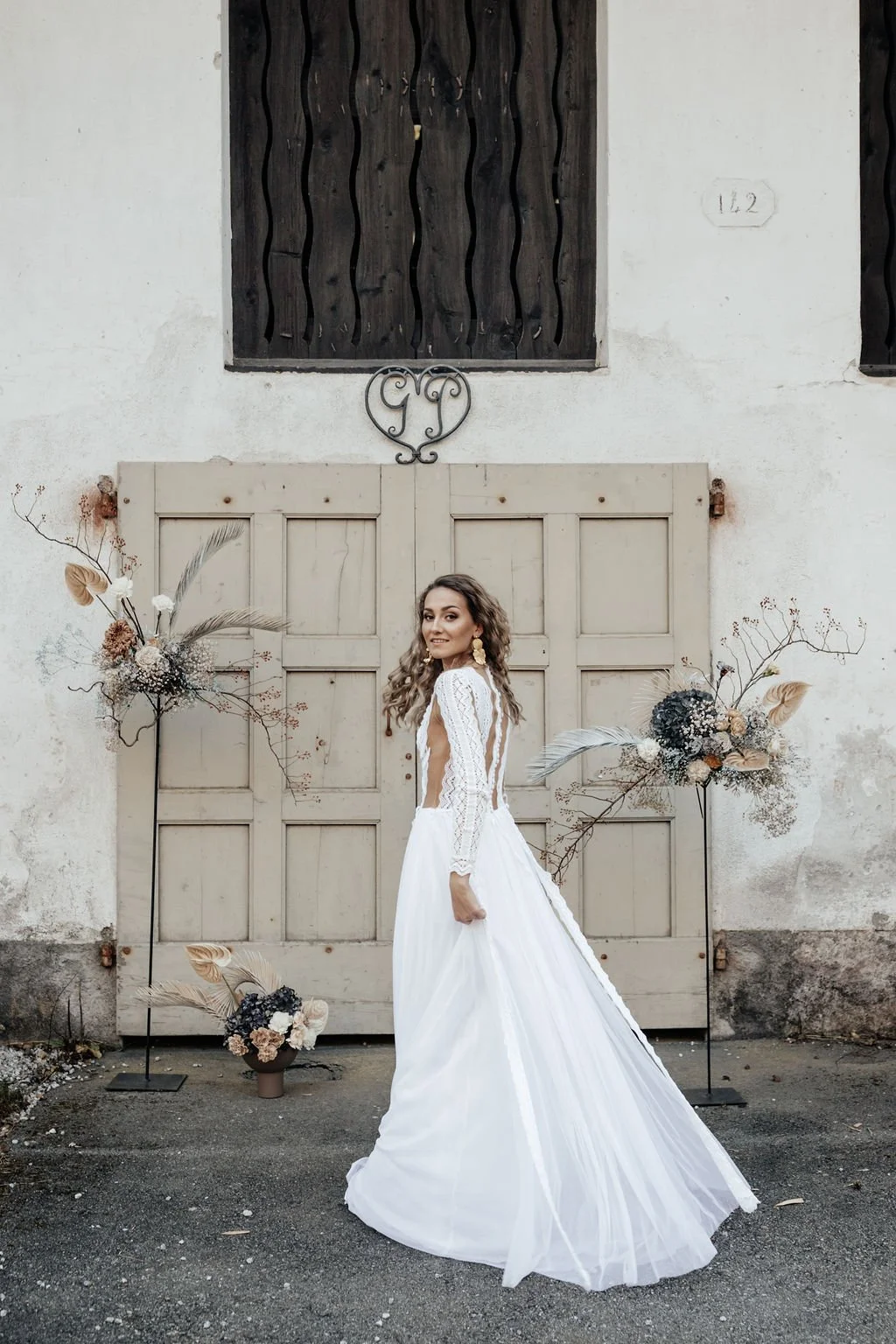 Intimate boho elope wearing Cybelle