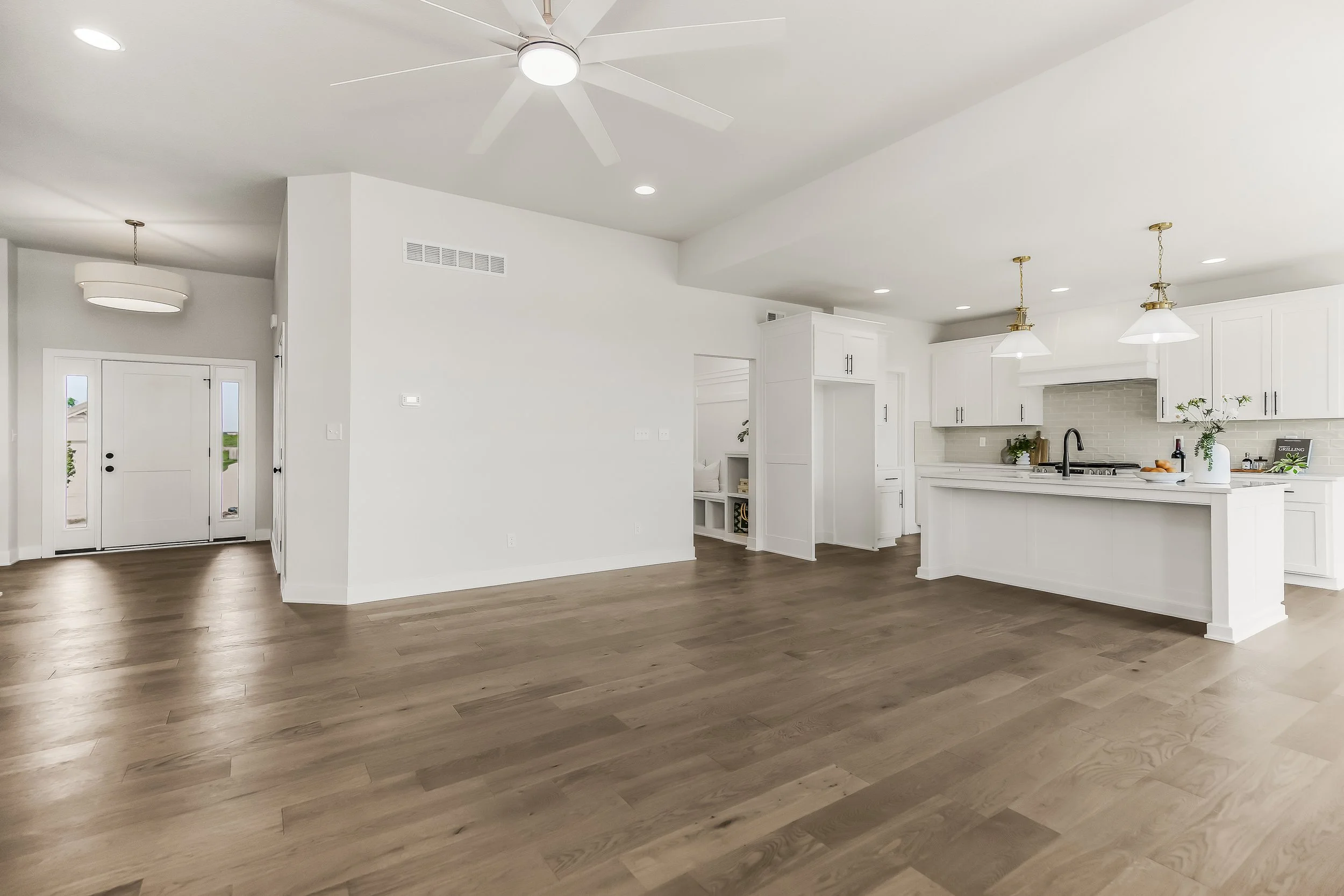 12800SFoxboroughCt07.jpg
