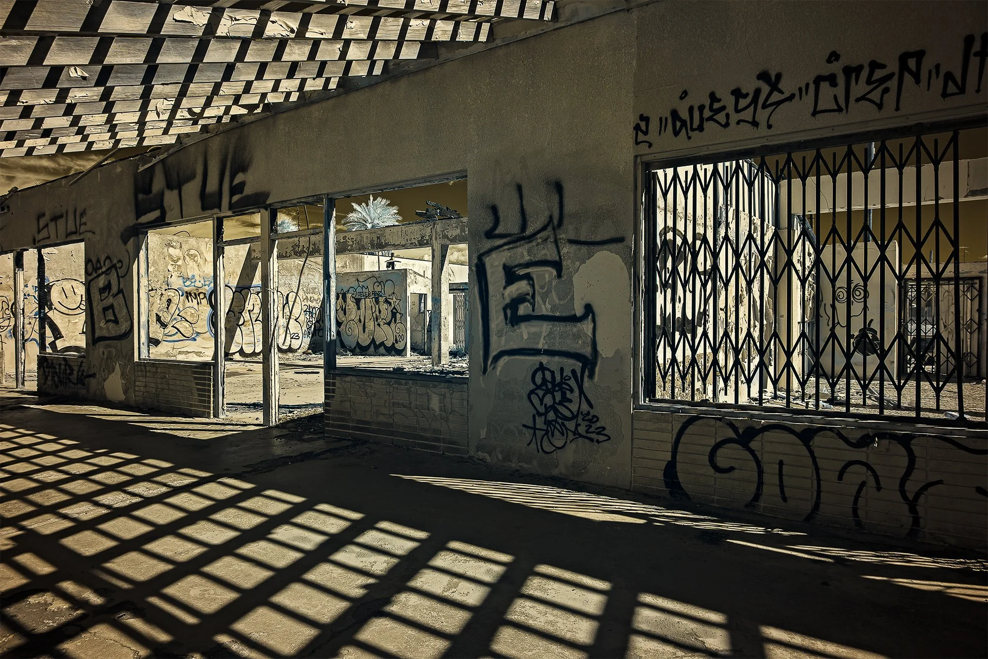 Abandoned, Niland 
(infrared image from - Rift: Unearthing the Divide Along the San Andreas Fault)