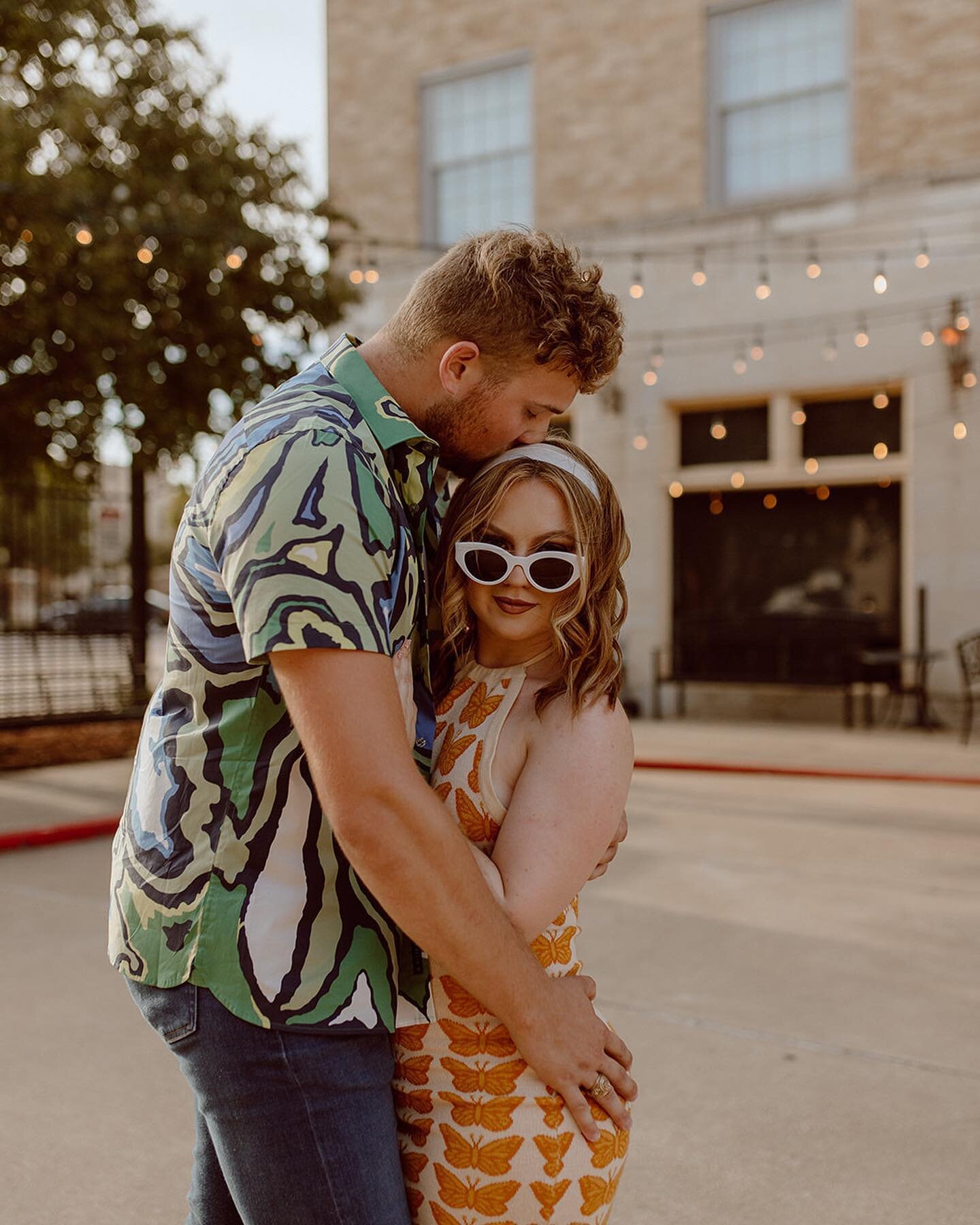 downtown bryan but @ryan_spafford reallly made it her own 🤩🤩

#bryanphotographer #cstatphotographer #texascouplesphotographer #dallascouplesphotographer #houstoncouplesphotographer #austincouplesphotographer #dallasengagementphotographer #houstonen