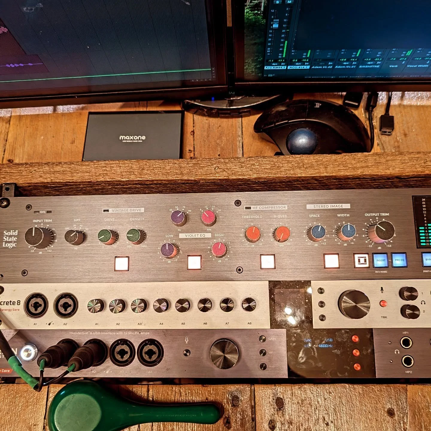 Studio upgrade... I wish I could buy all the gear, all of it, but I'm learning to be a tactful engineer with the tools I have at my disposal.  However, I've been getting a lot of requests for more analogue sound/tones, and without getting too in the 