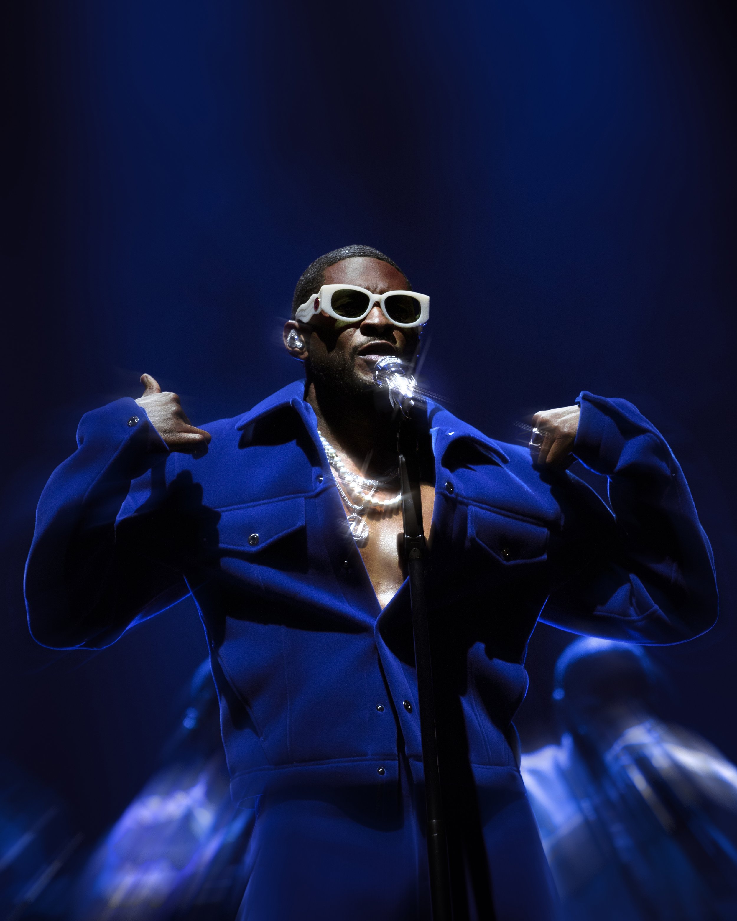 Usher2.jpg