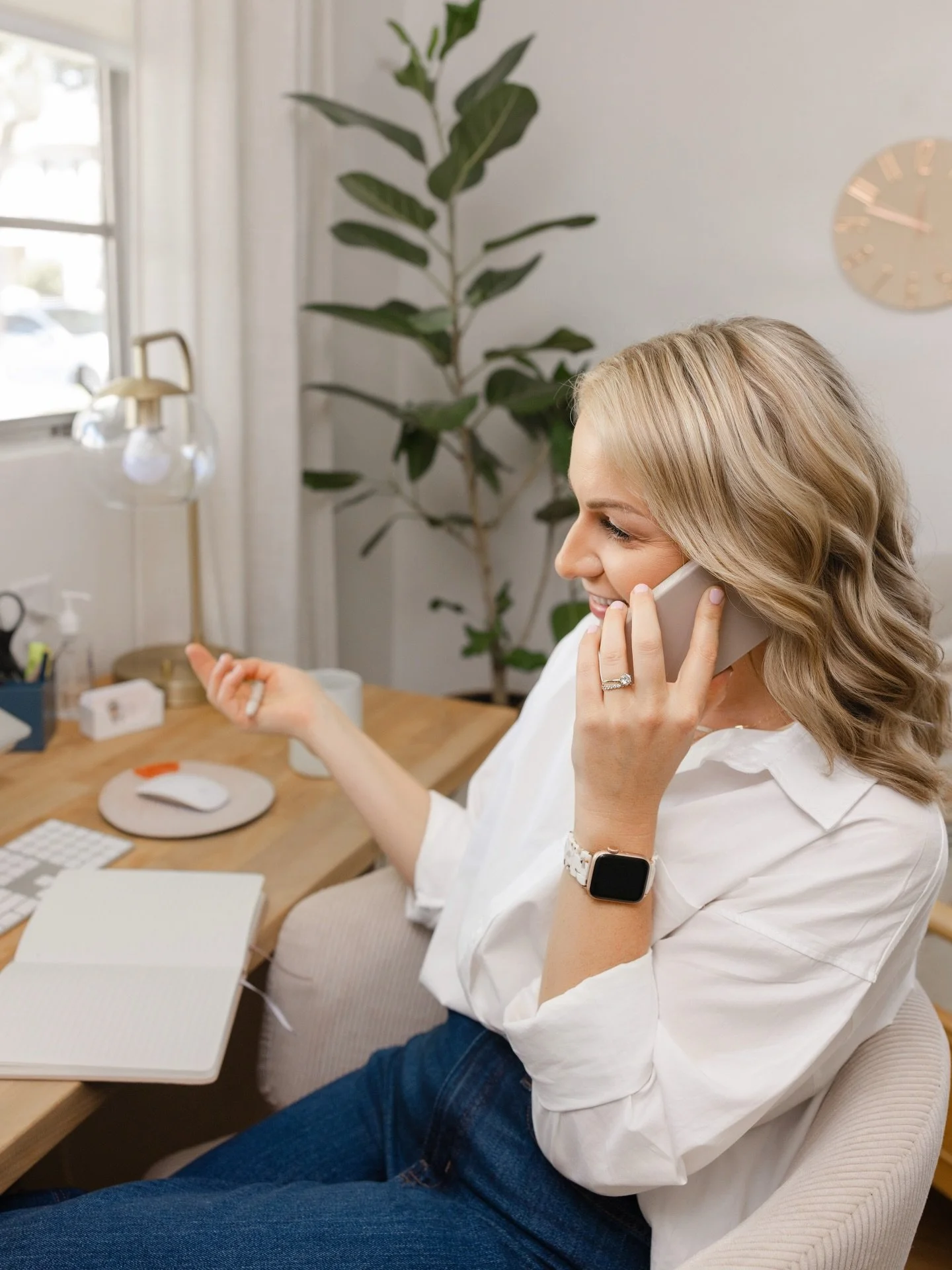 What happens during an initial phone consult?

For all clients who are interested in working with me, the first step is a free 20-minute phone consultation. The goal of this call is for me to learn more about your goals for therapy and for you to hav