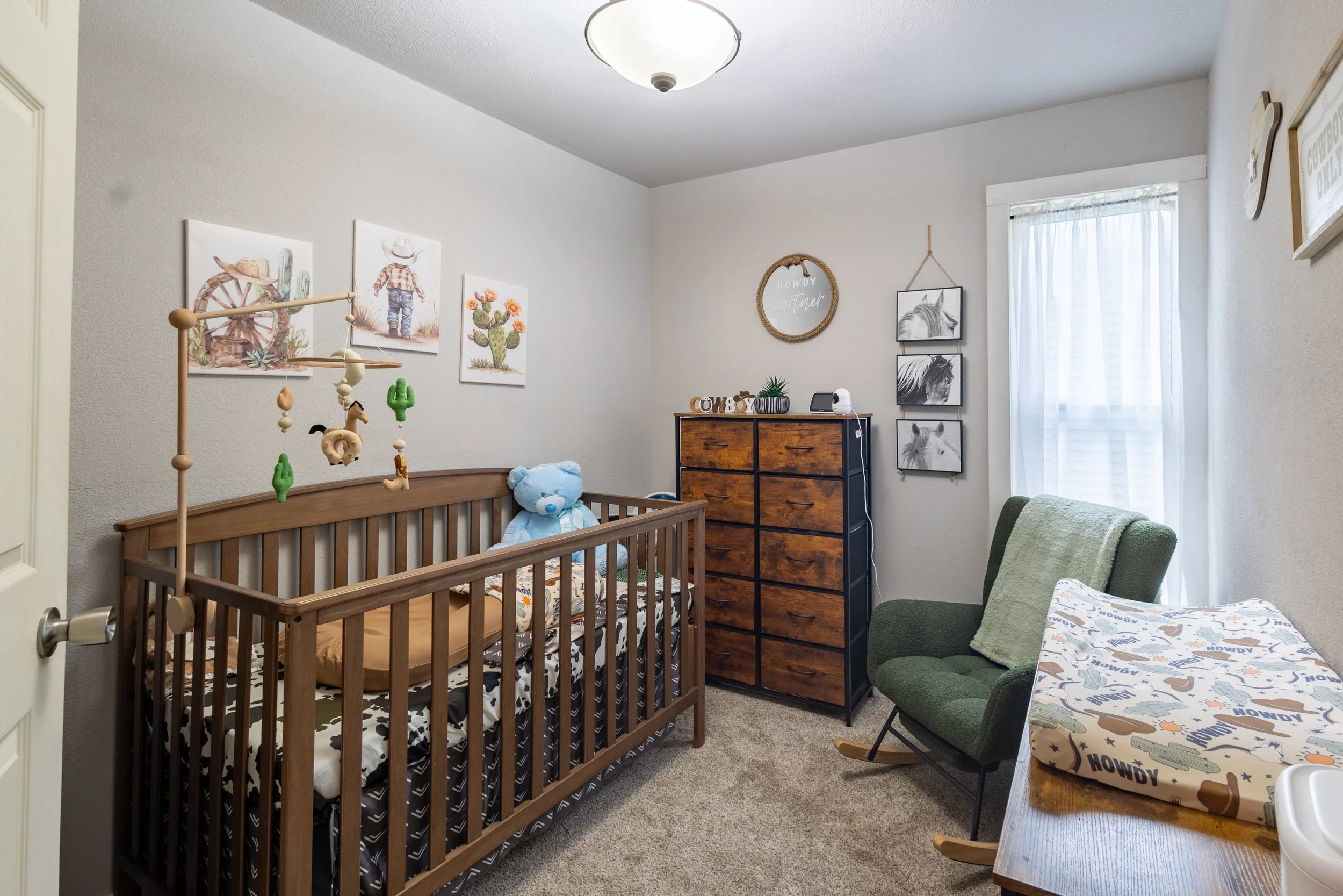  Professional real estate photography by Biography Photography serving Michigan, including Genesee County, Grand Rapids, Flint, Lansing, and surrounding communities. High-quality real estate listing photos, floor plans, virtual tours, and fast 24-hou