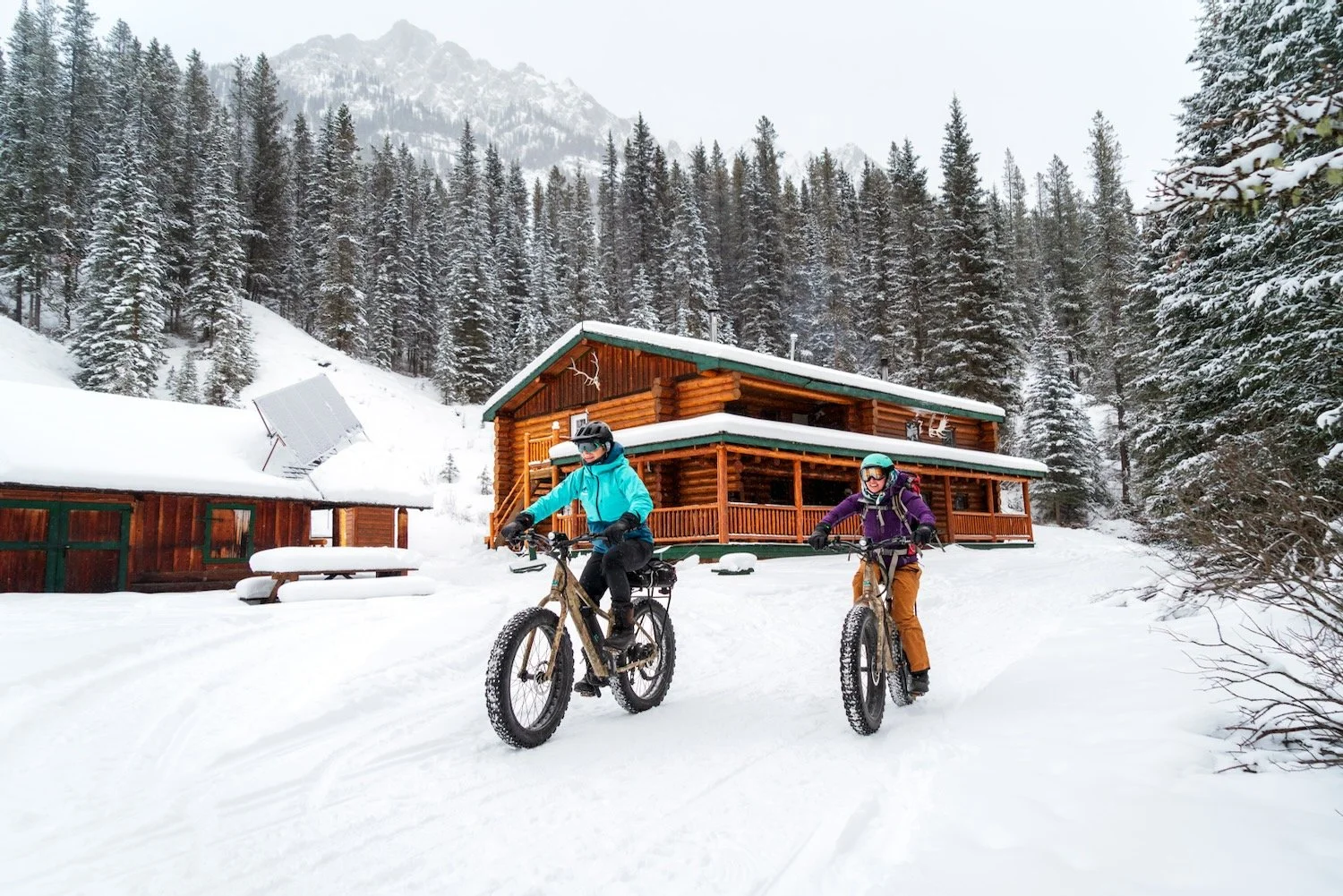 Sundance Lodge_Bikescape_Guided fatbike tour_Banff_Robert Massey Photography.jpeg