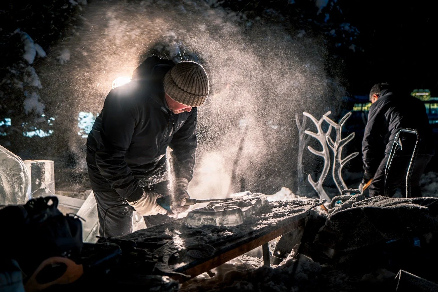 Ice carver_Ice Magic_Lake Louise_Robert Massey Photography.jpeg