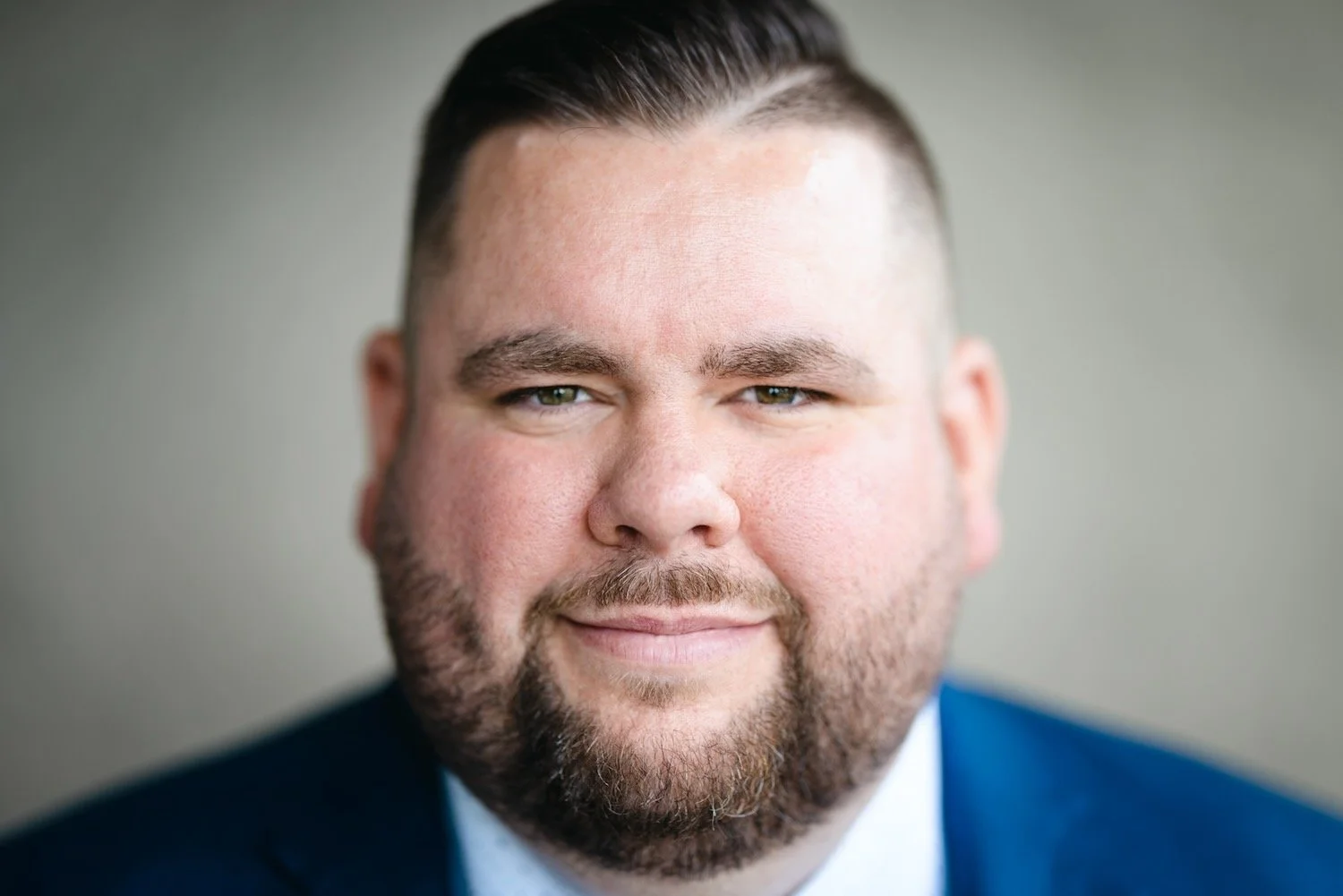 Outdoor headshot_Robert Massey Photography.jpeg