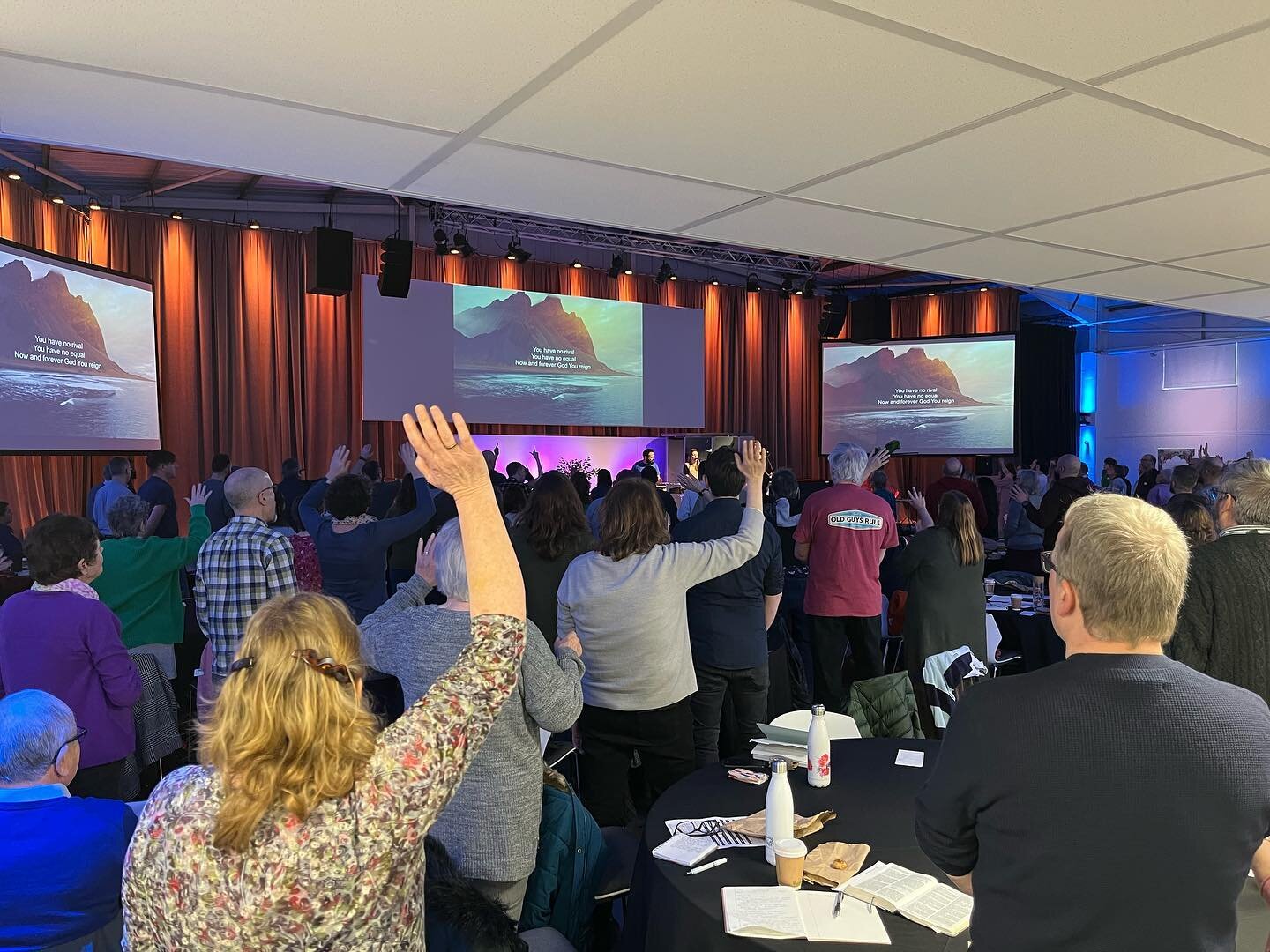 Worshipping together with our family of churches from @synergychurches. Thanks @reachderby for hosting us all so well #church #family #worship #conference #breakthrough