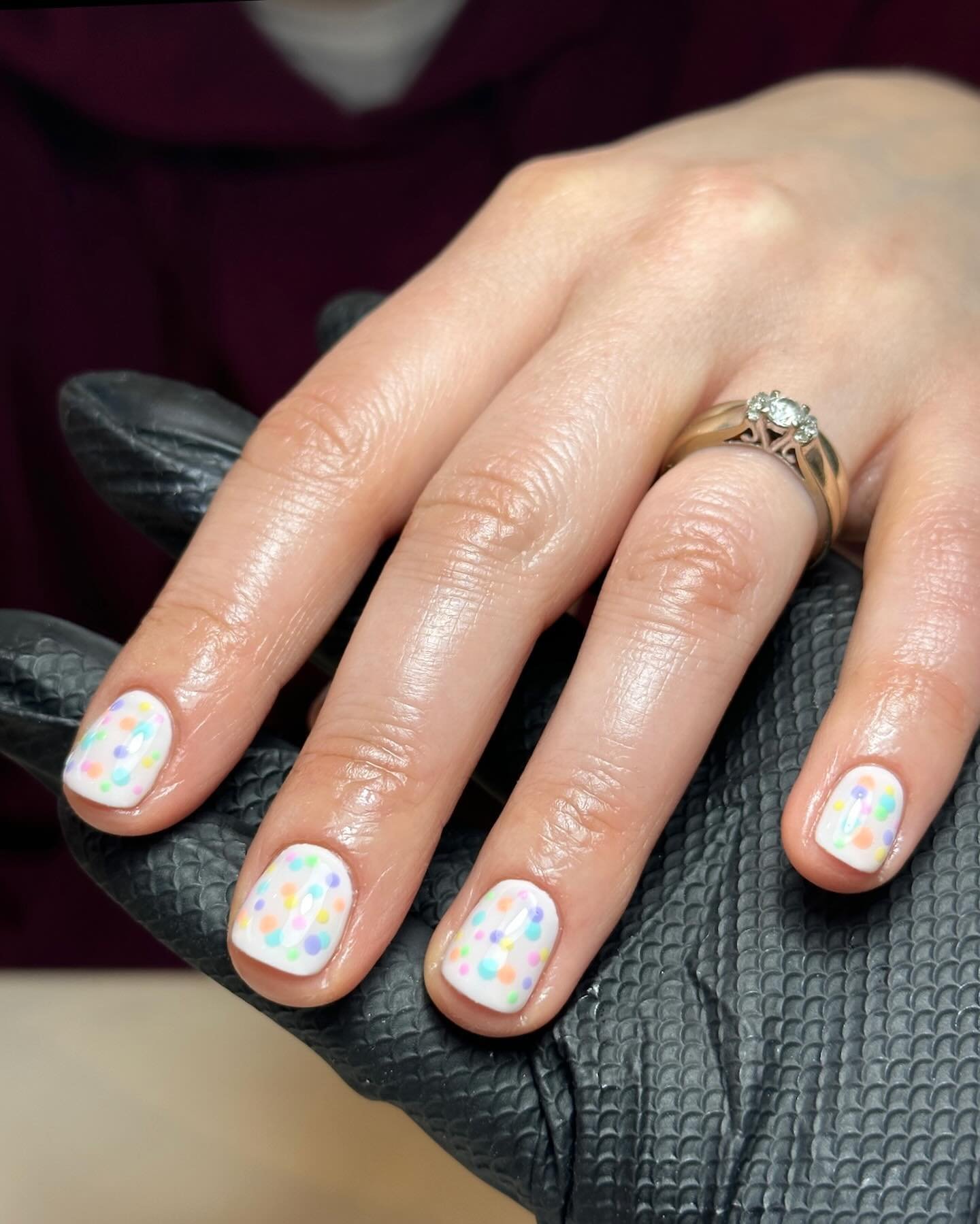 SOMETHING SPOTTY 🎨

When you fancy something simple with spots&hellip;

Service:
Gel Application with French/Simple nail art 

Products used: &lsquo;Audrey&rsquo;, &lsquo;Clueless&rsquo;, &lsquo;Flax&rsquo;, &lsquo;Central Perk&rsquo;, &lsquo;Marily