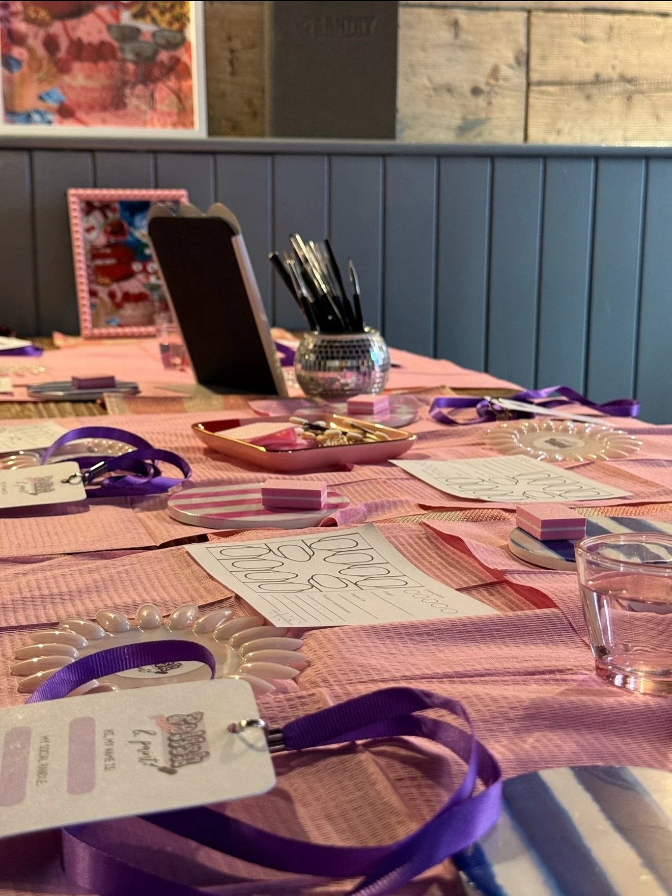 POLISH &amp; PAINT 2.0 🫐🍓💅🏼

Another day, another fun filled event&hellip;

This time, the theme was &lsquo;Berry Good&rsquo; which meant we had free rein to paint tips with any fruity inspired nail art. It was a great opportunity to share differ