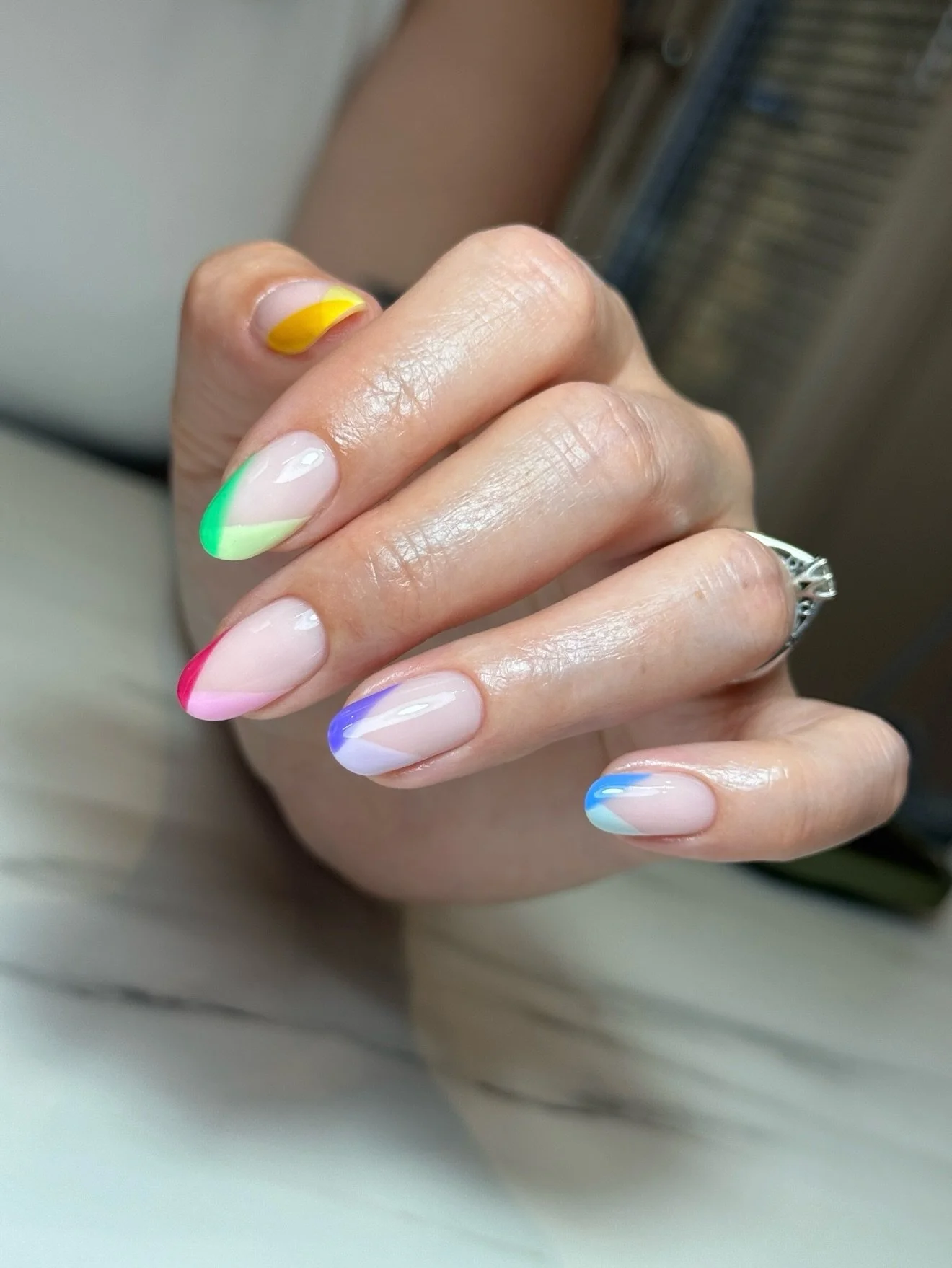 THROWBACK THURSDAY 👩🏼&zwj;🎨🎨

Throwback to a spring set I did on my bestie last year&hellip;

I shared them to my stories but not on the grid so it&rsquo;s about time they featured - I loved them then and I still love them now 🤩

Products:
BIAB 