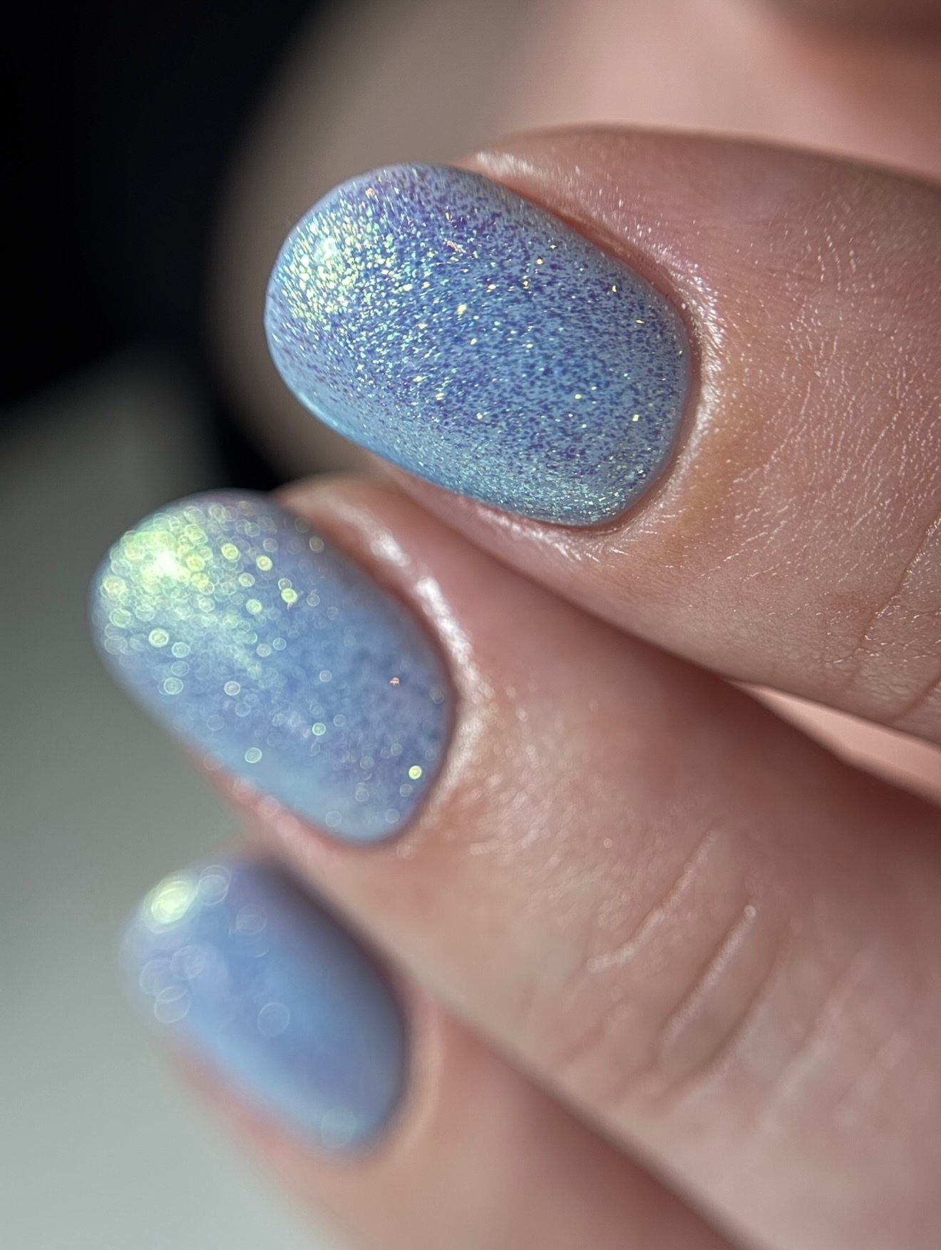 I want to put this shade over everything now 🤩

Swipe to see it in the glimpse of sunshine we got that day&hellip; 

Products:
Ethereal (glitter)
Ultra Shine Top
@nailcraft_official 

Vespa (blue)
@glossifyofficial 

Also, one layer of each shade wa