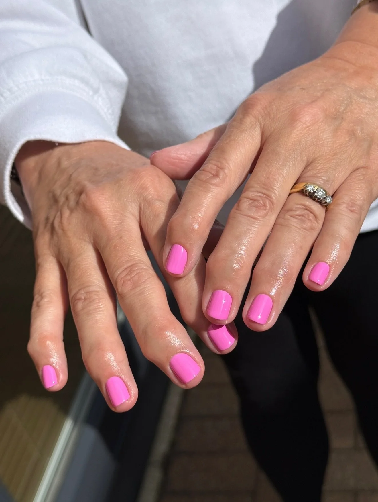 Yeehaw&hellip; Cowgirl is a poppin&rsquo; in the sun ☀️

Swipe to see the previous set which was just back from Jamaica plus it was just gel which lasted 3 whole weeks 🙌🏼

Products:
Rubber base, Cowgirl, Rubber Top Coat 2.0 @the_gelbottle_inc 

#pi