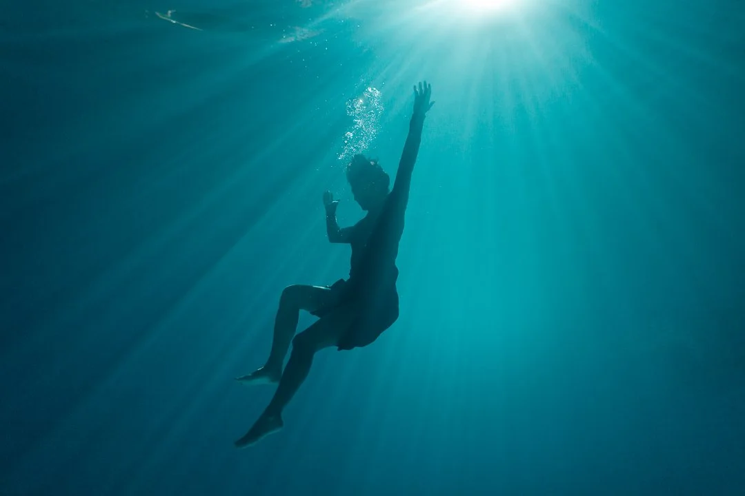 Before this project, I had never shot underwater before. 

I was thrilled to have the chance to give it a go, but also quite nervous to be completely winging it in the deep end on my own. I was using equipment I wasn&rsquo;t familiar with (underwater
