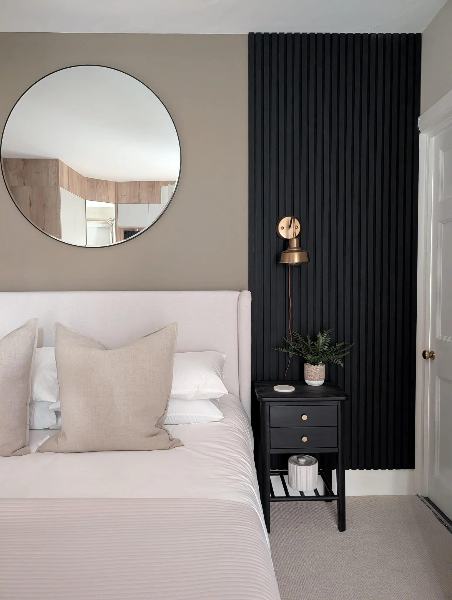 WhatsApp Image 2025-11-04 at 13.01.00.jpeg