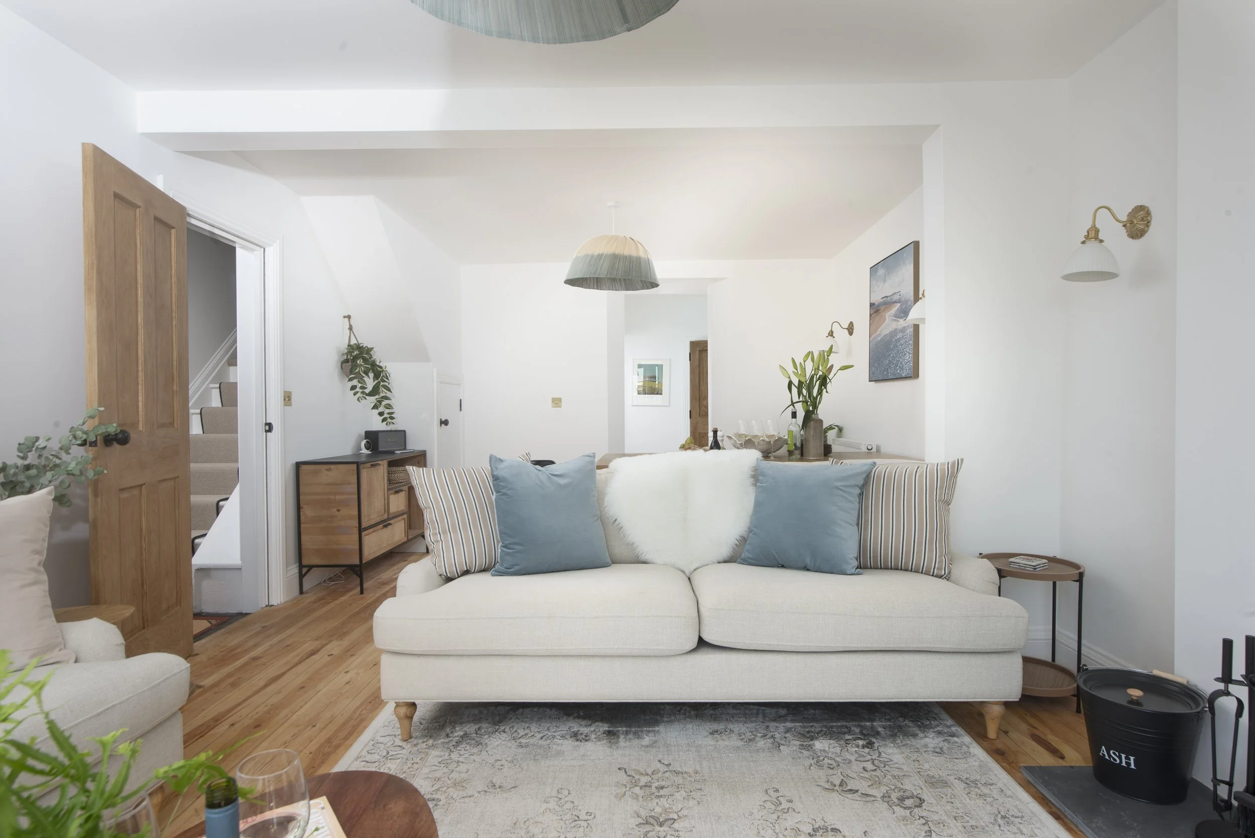 Interior Design for a Holiday Home: Creating the Perfect Getaway - The ...