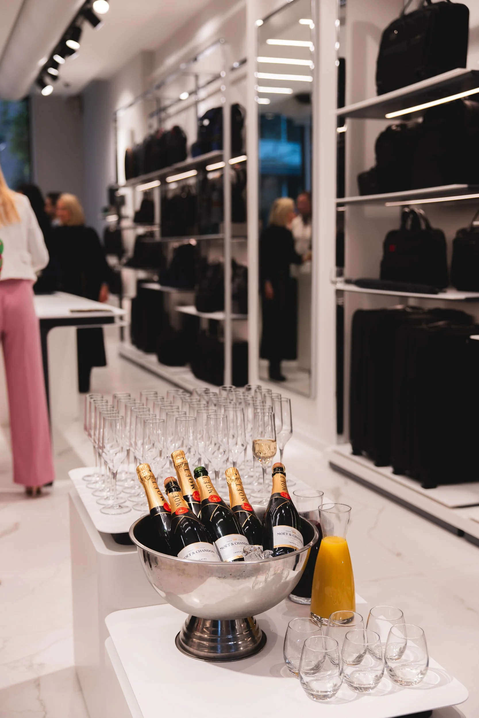 Photographer @damon.rigter @nomadi.studio - TUMI Store Opening-15.jpg