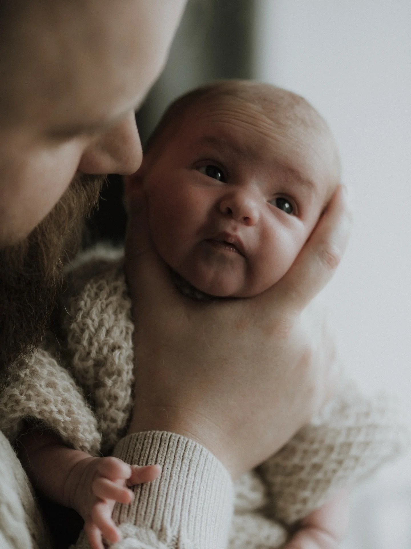 Baby Florence, at home with Mama &amp; Papa 🤎

No better way to spend cosy season. 

~

An in-home newborn photoshoot in Oxfordshire

~ 

Chloe Newman | Oxfordshire Newborn Photographer